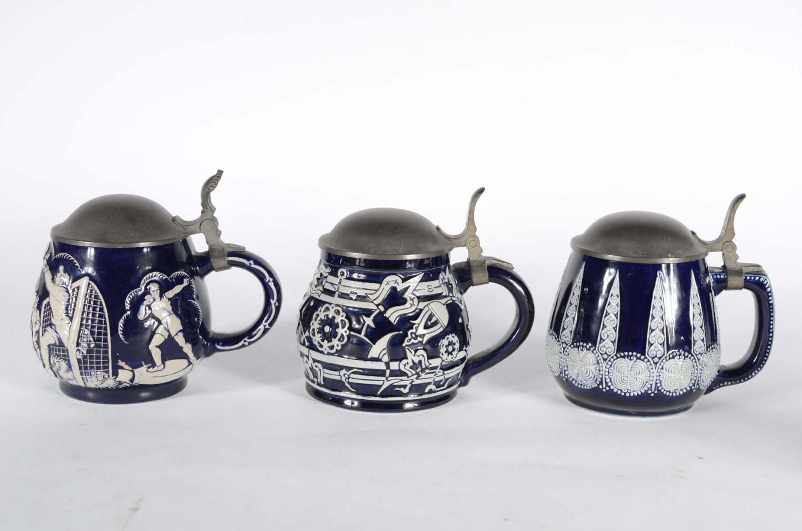 Conjunto com 5 canecas de cerâmica alemã AGWW (Aktiengesellschaft... - foto 2 de 8