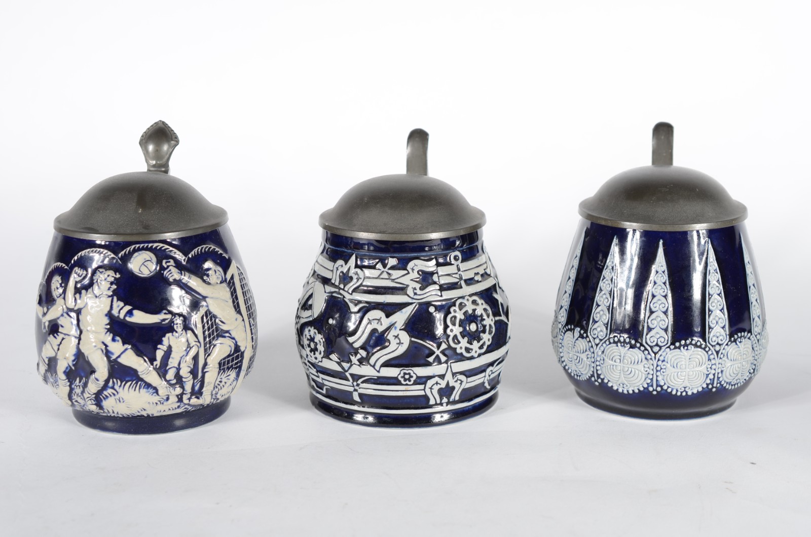 Conjunto com 5 canecas de cerâmica alemã AGWW (Aktiengesellschaft... - foto 3 de 8