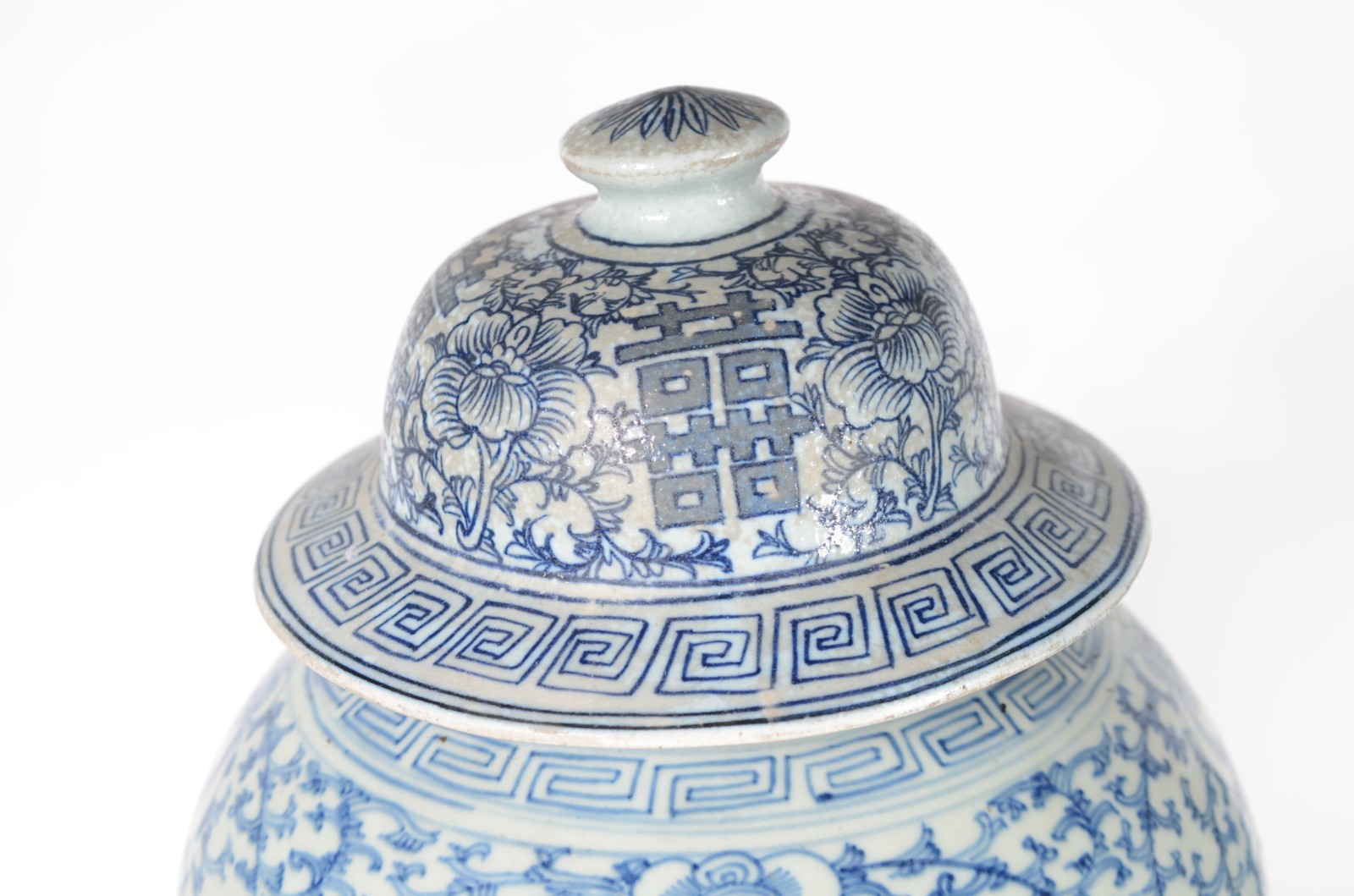 Par de antigos potiches de porcelana chinesa azul e branca, decorados... - foto 8 de 11