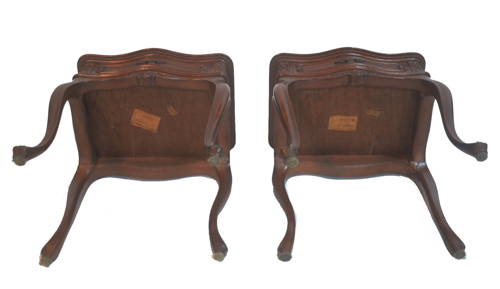 Cama de casal (completa com estrado) e par de mesinhas de cabeceira... - foto 9 de 11