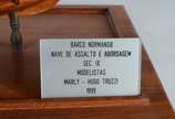 Modelismo - Miniatura de navio em madeira. Desg... - Modelismo - Miniatura de navio em madeira. Desgastes.