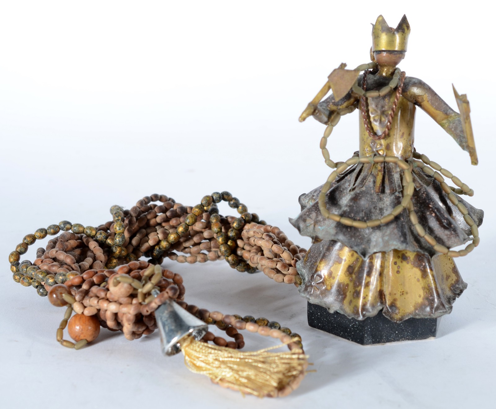 Duas esculturas, sendo uma de bronze assinada Masumi; outra... - foto 6 de 10