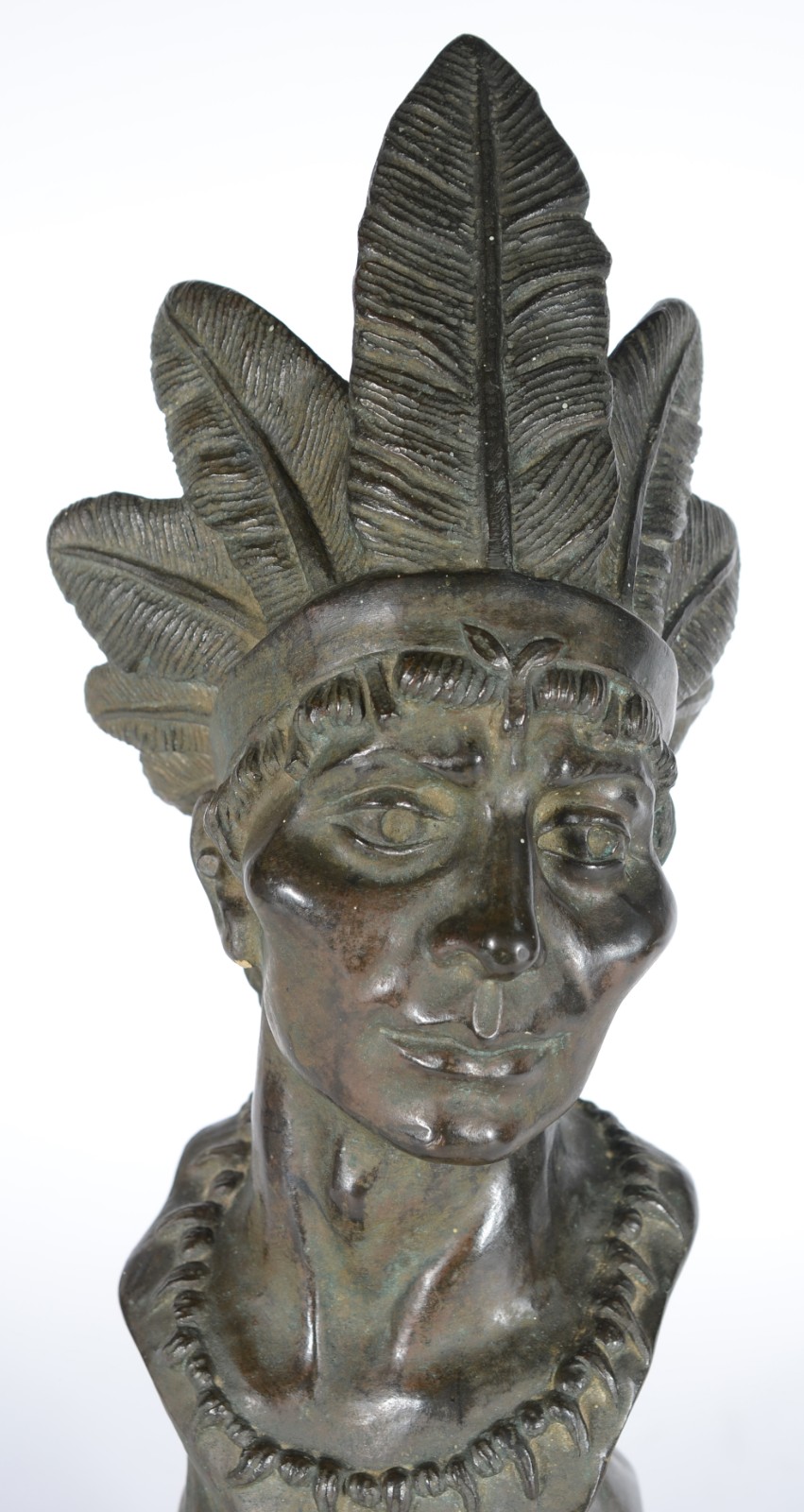 Estatueta de bronze representando "Índio". - foto 3 de 8