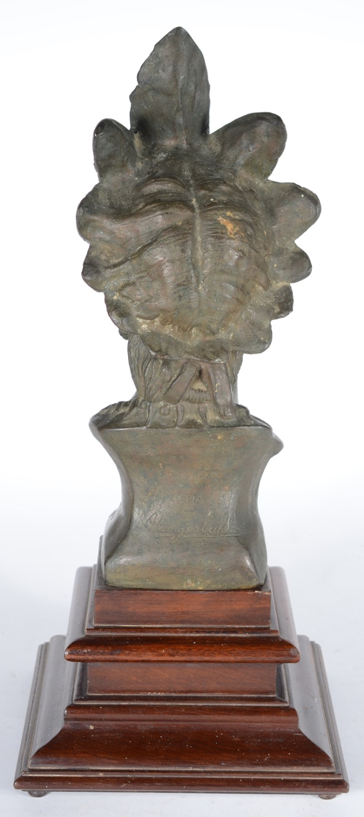 Estatueta de bronze representando "Índio". - foto 4 de 8