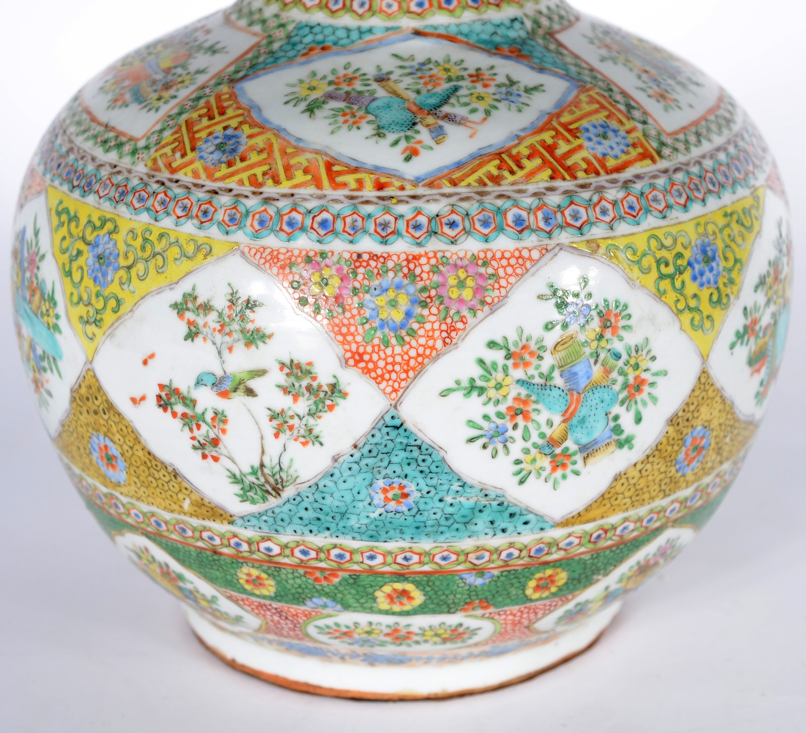 Antigo potiche de porcelana chinesa decorado com guirlandas florais... - foto 3 de 8