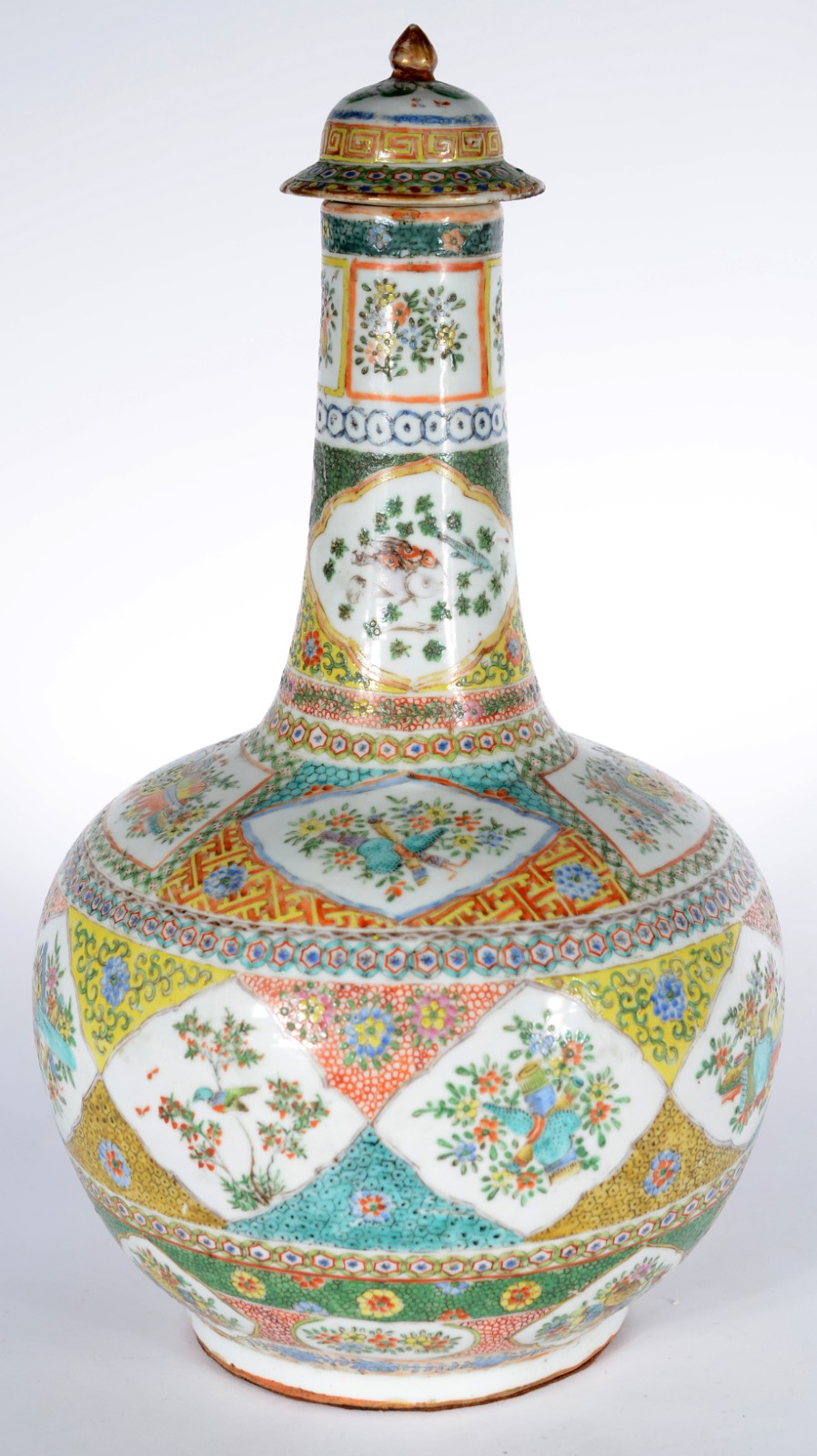 Antigo potiche de porcelana chinesa decorado com guirlandas florais... - foto 1 de 8