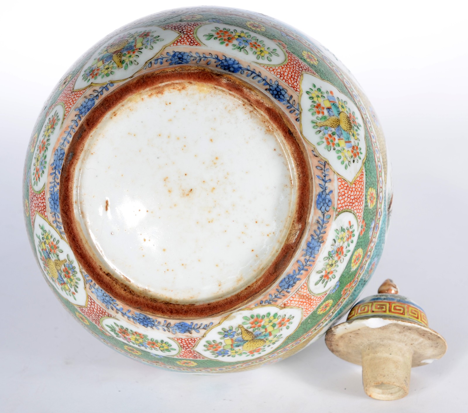 Antigo potiche de porcelana chinesa decorado com guirlandas florais... - foto 8 de 8