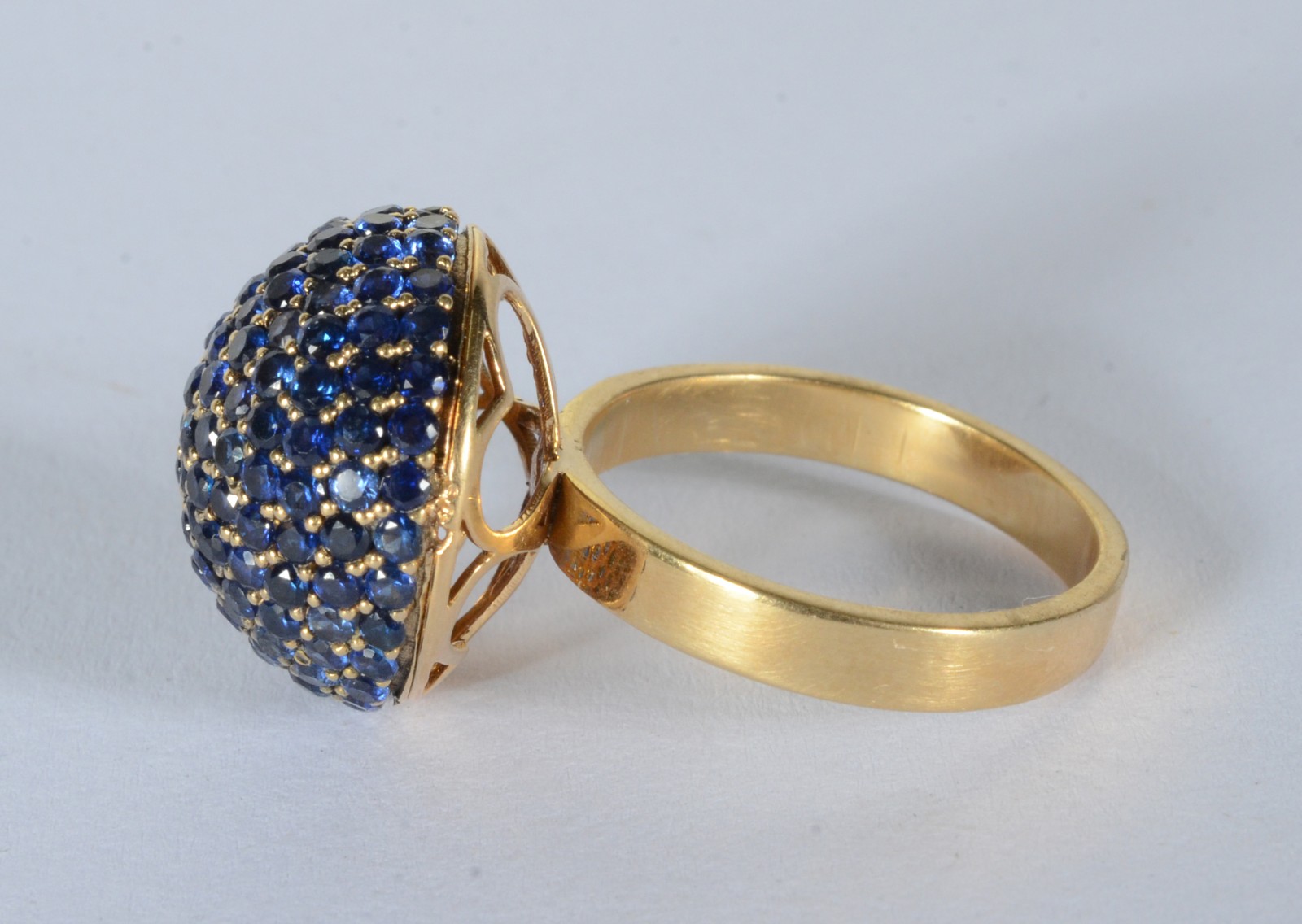 Anel de ouro 18 k., contraste 750 mls, aro 12. (Por motivos de... - foto 3 de 6