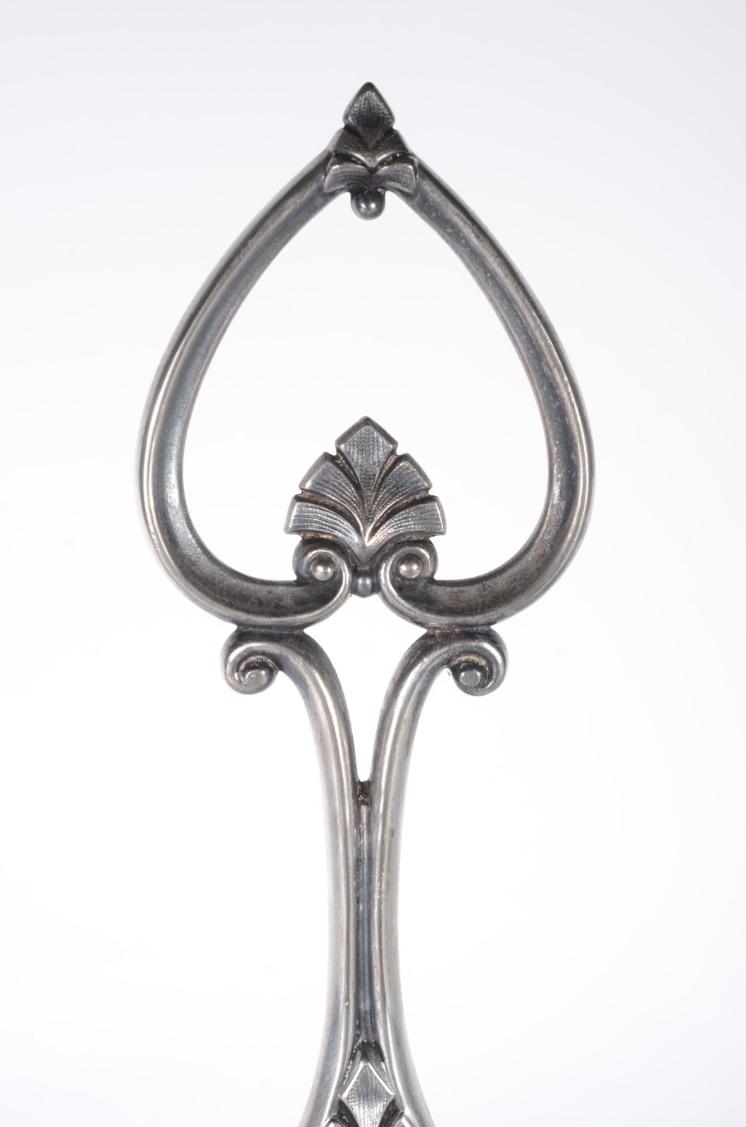 Porta licoreiras de metal prateado. - foto 4 de 4