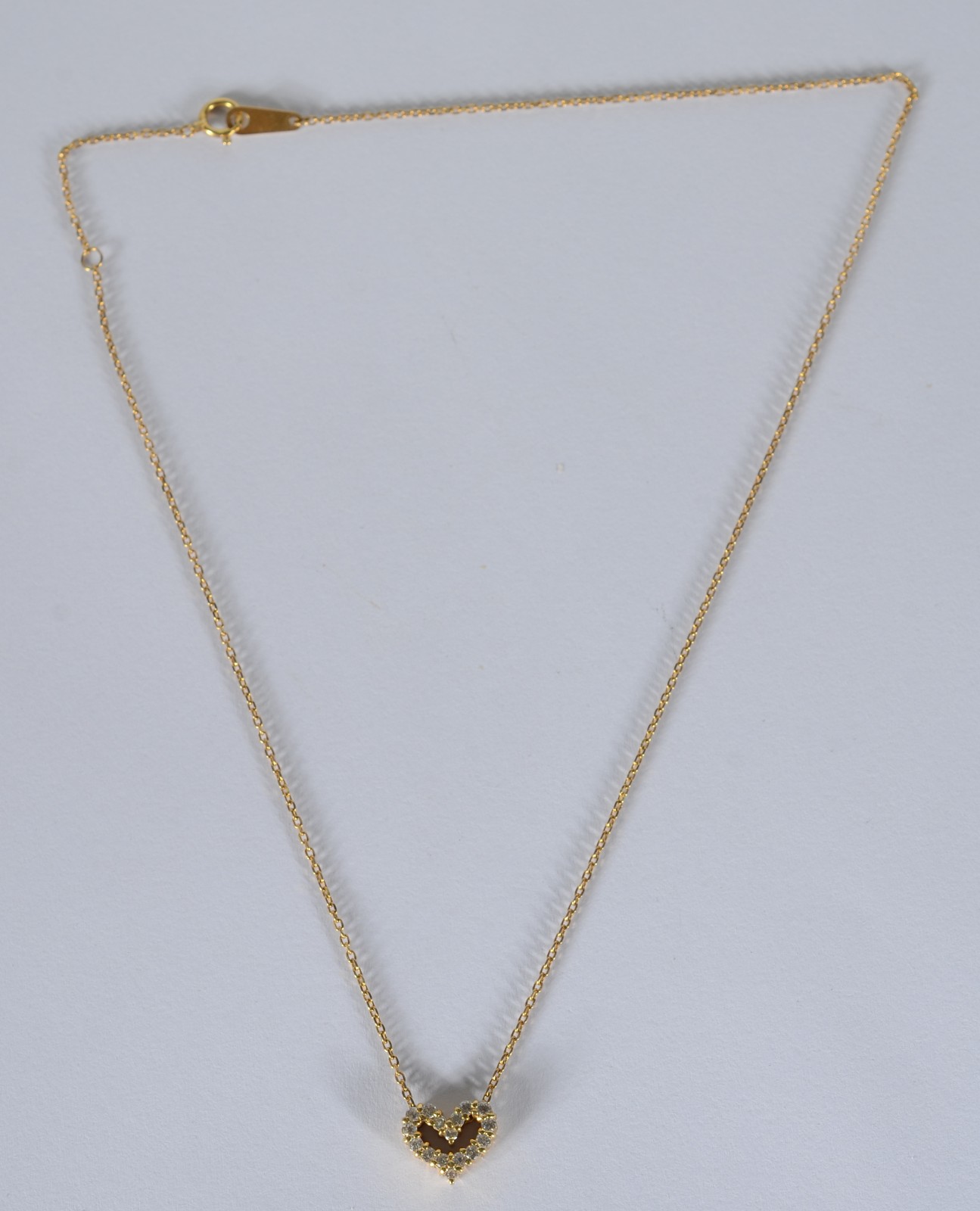 Colar com pendente com brilhantes de ouro 18 k., contraste 750 mls... - foto 2 de 6