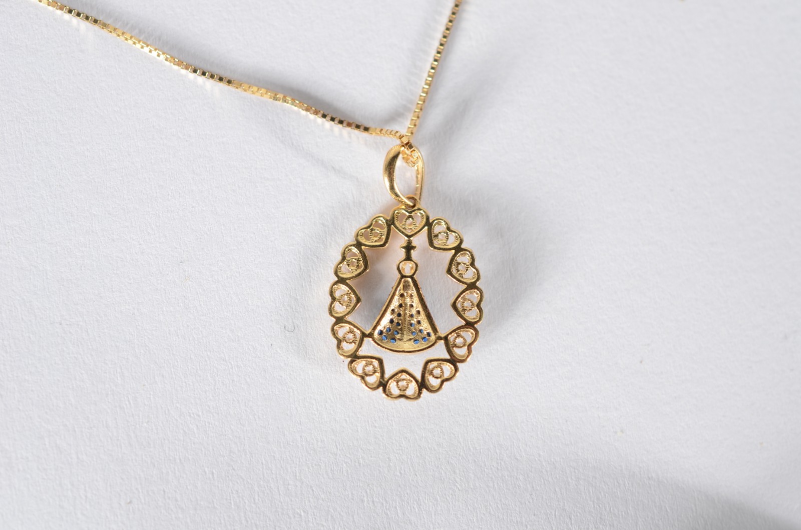 Colar de ouro 18 k., contraste 750 mls com pendente de Nossa Senhora... - foto 5 de 6