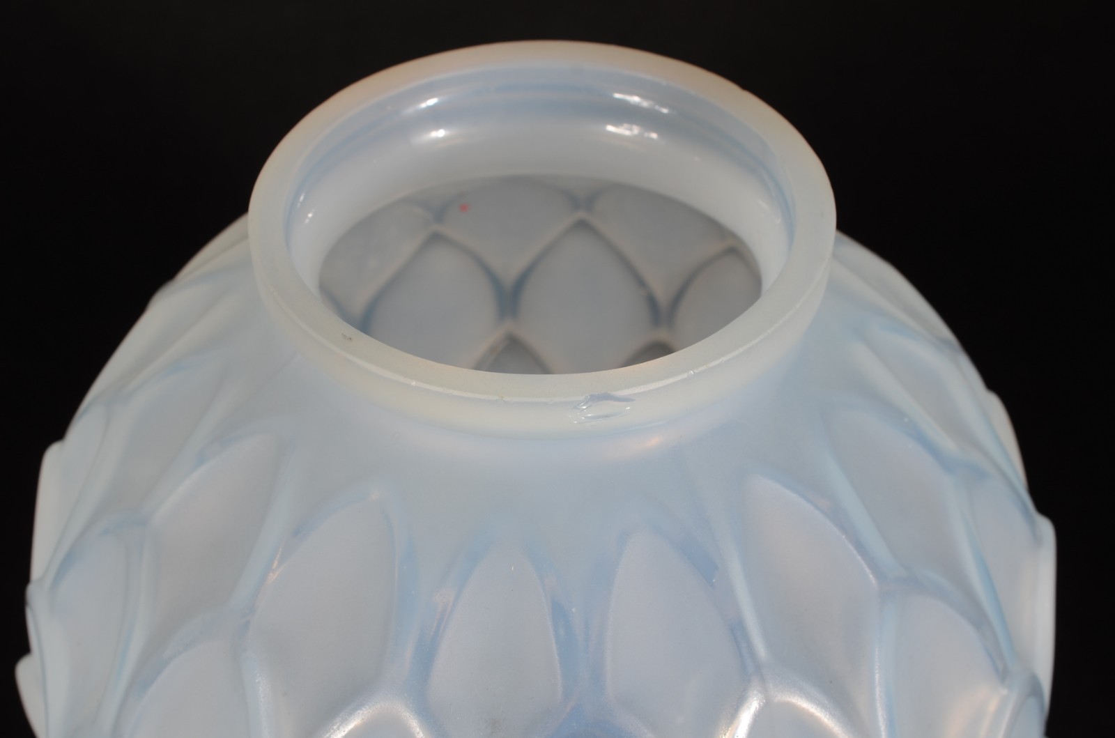 Vaso de pasta de vidro ao gosto Lalique. - foto 4 de 7
