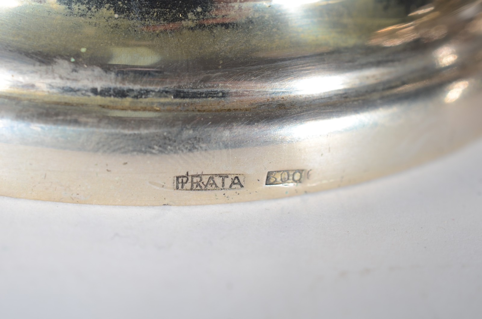 Par de castiçais de prata, contraste 800 mls, detalhes gomados. Peso... - foto 6 de 6