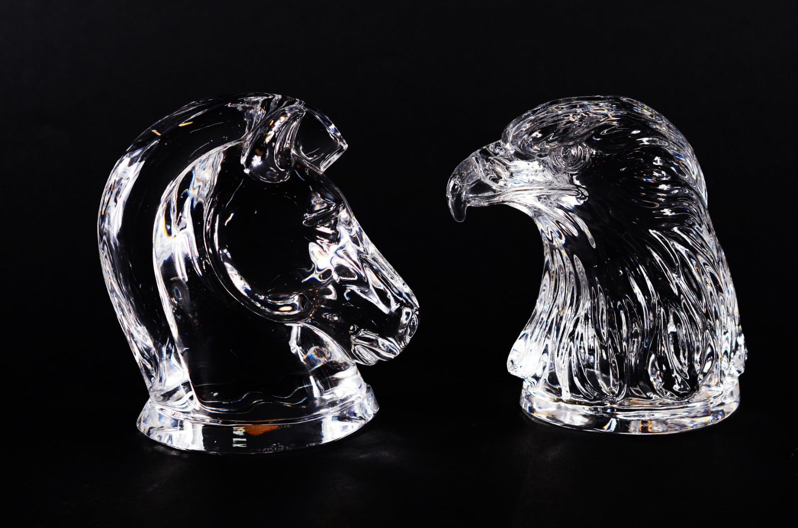 Duas esculturas de cristal italiano "Da Vinci", representando figuras... - foto 1 de 11