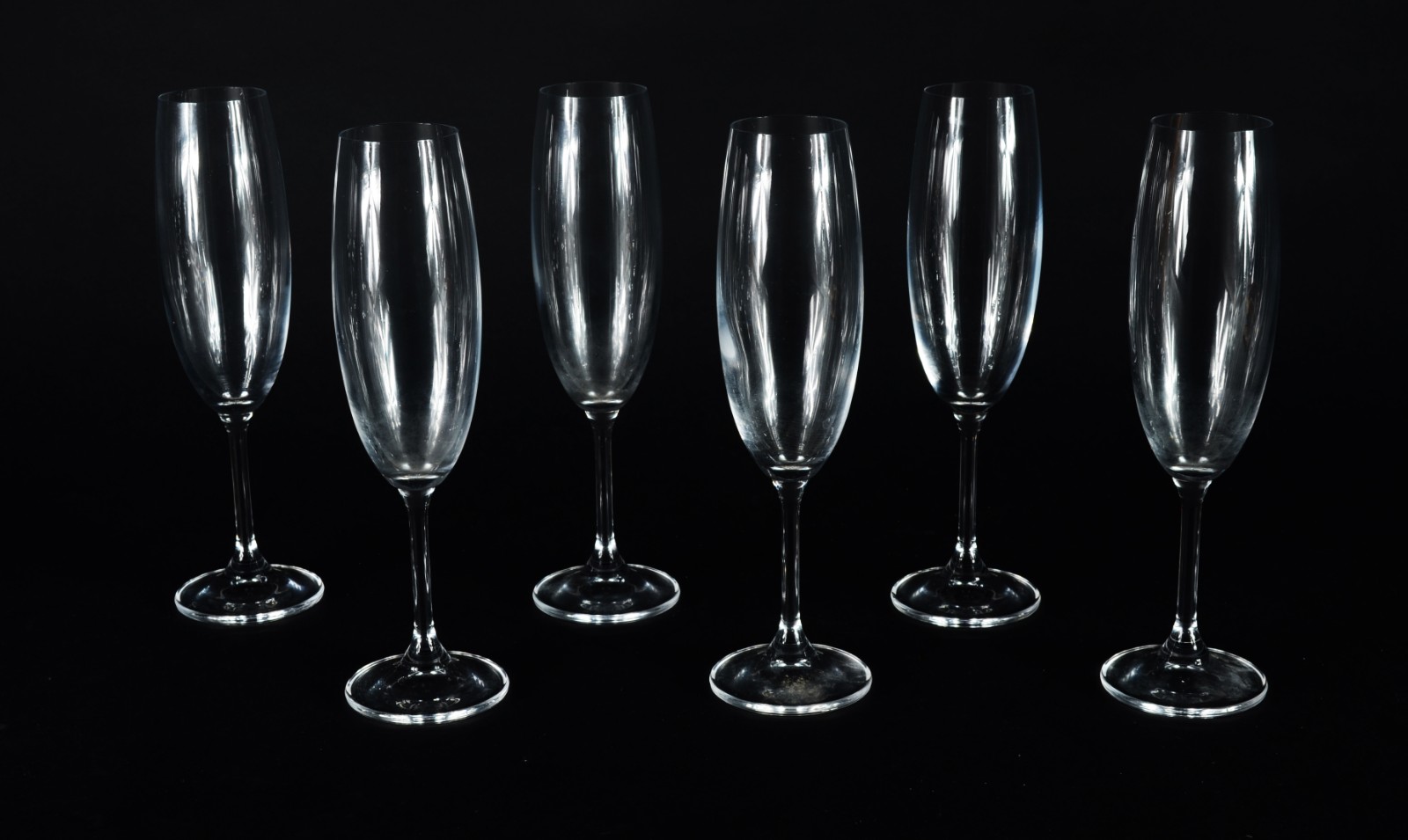 Seis flutes para champagne de cristal. - foto 1 de 4