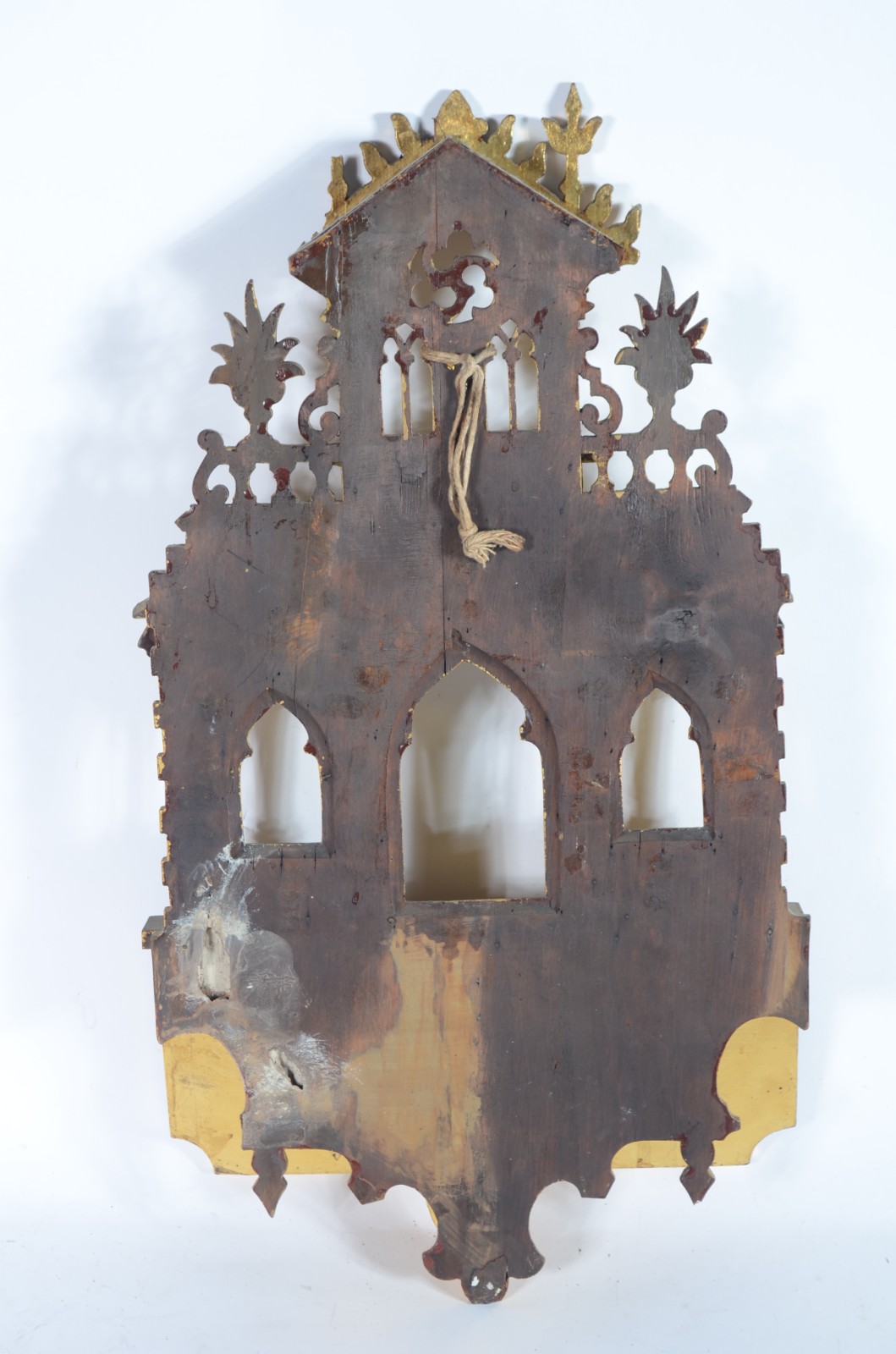 Antiga peça/porta bibelot de parede de madeira dourada, com entalhes... - foto 6 de 6