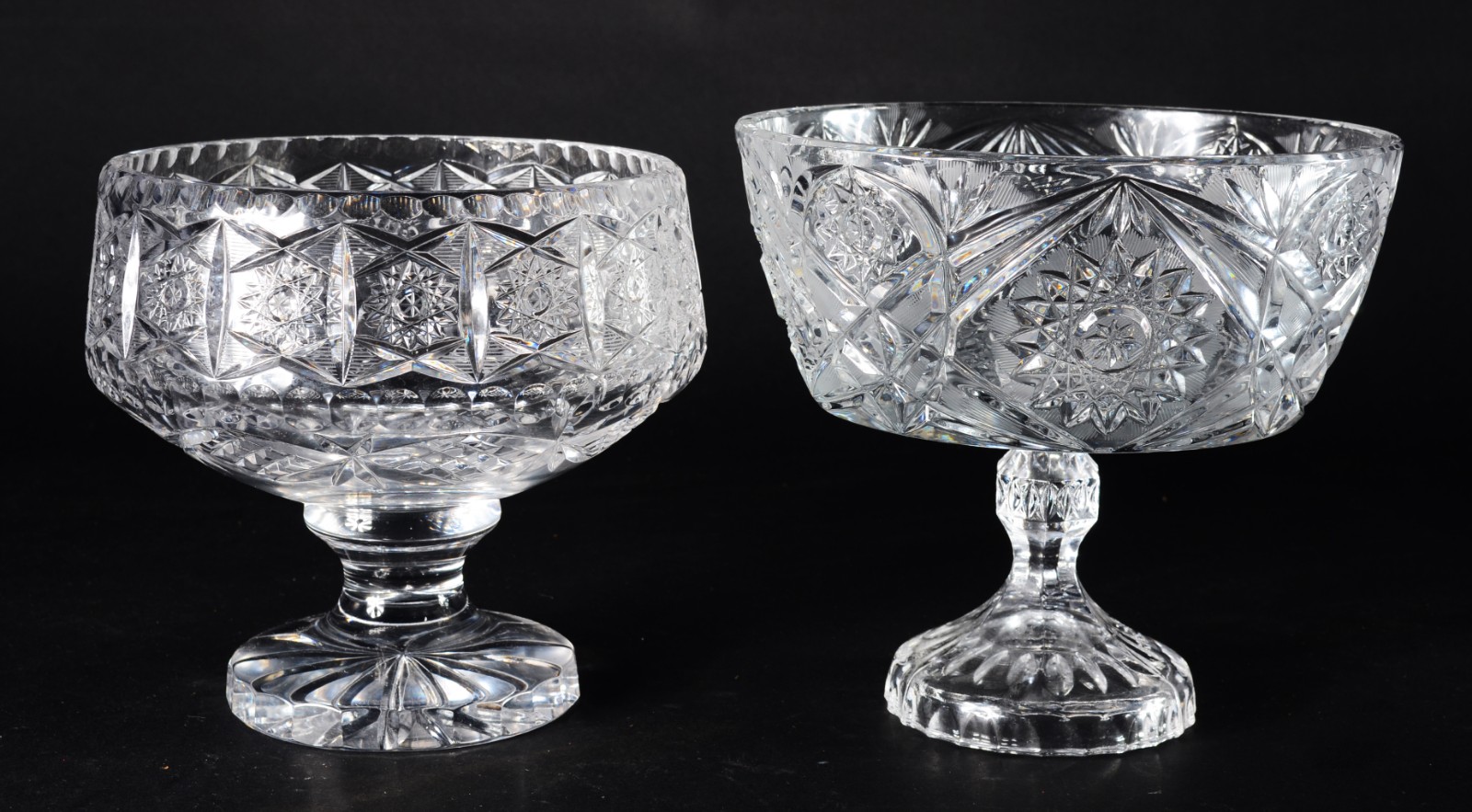 Duas fruteiras de cristal tcheco lapidado. - foto 1 de 8