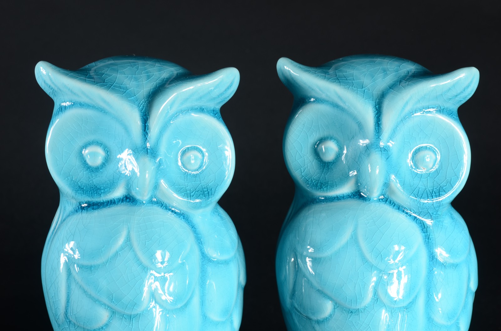 Par de estatuetas de cerâmica vitrificada azul turquesa representando... - foto 2 de 7