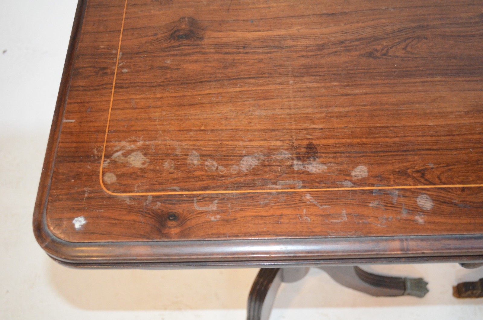 Mesa/aparador console de madeira nobre, duas gavetas, tampo dobrável... - foto 4 de 11