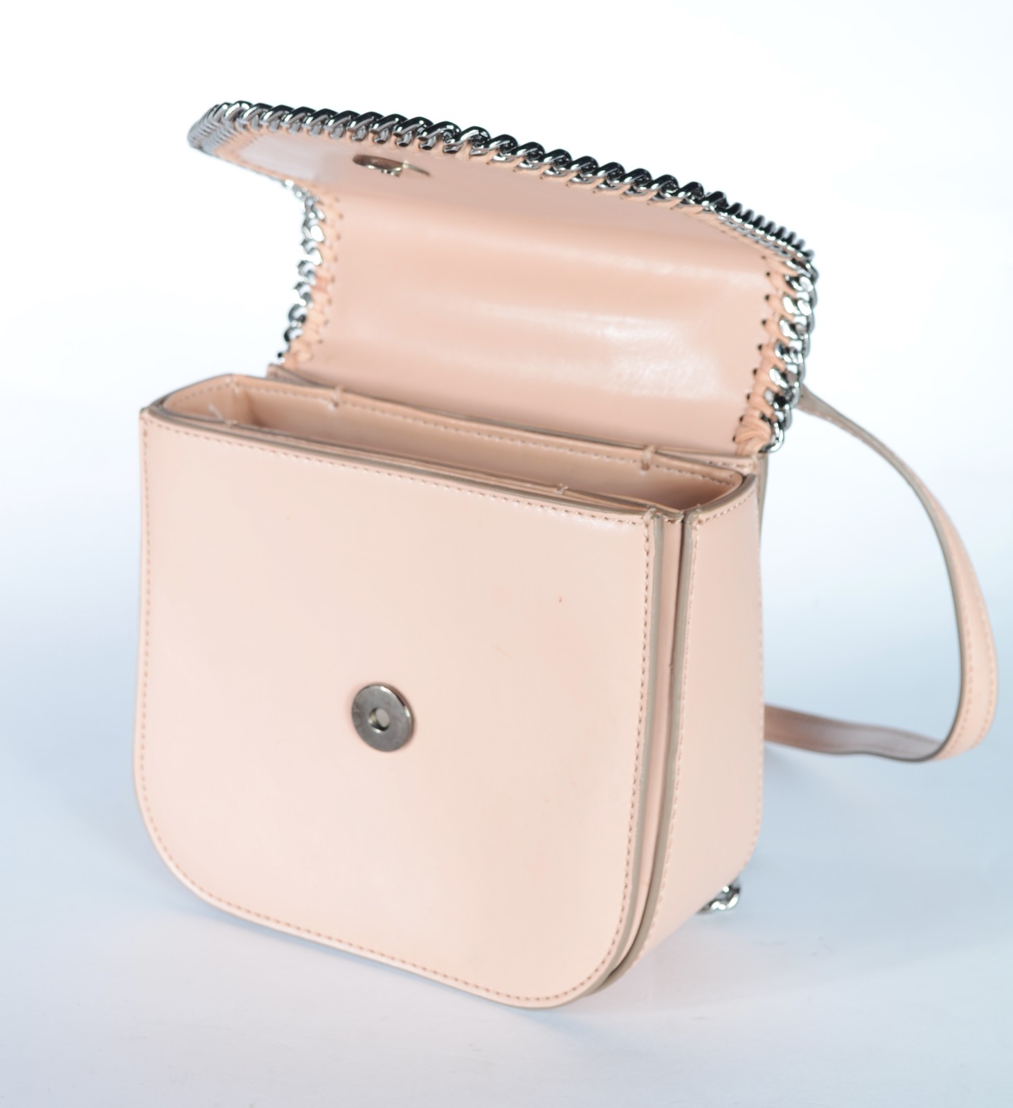 Bolsa feminina de couro ecológico rosado, "Falabella box small", alça... - foto 5 de 8