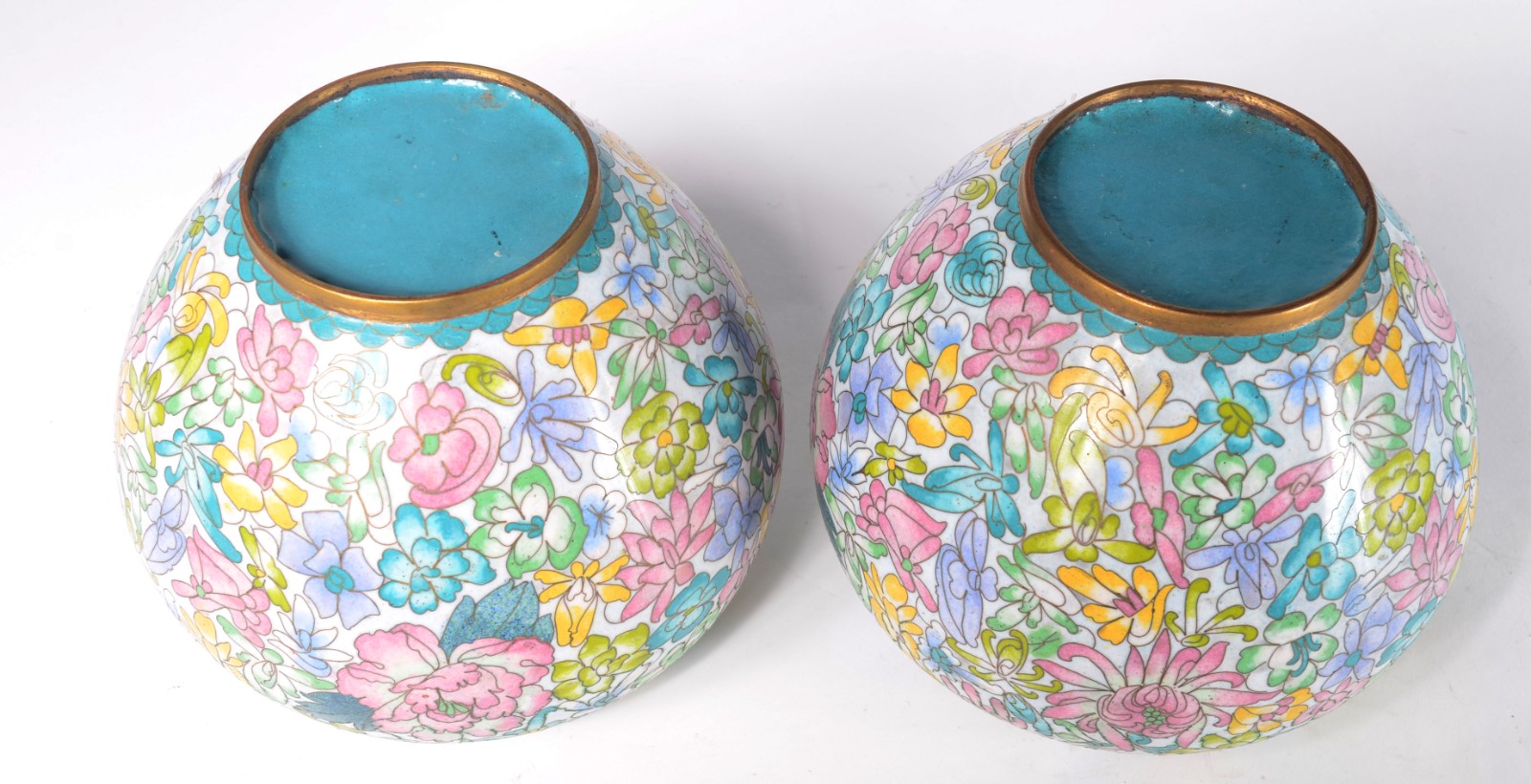 Par de potiches de cloisoné chines floral em policromia sobre fundo... - foto 3 de 4