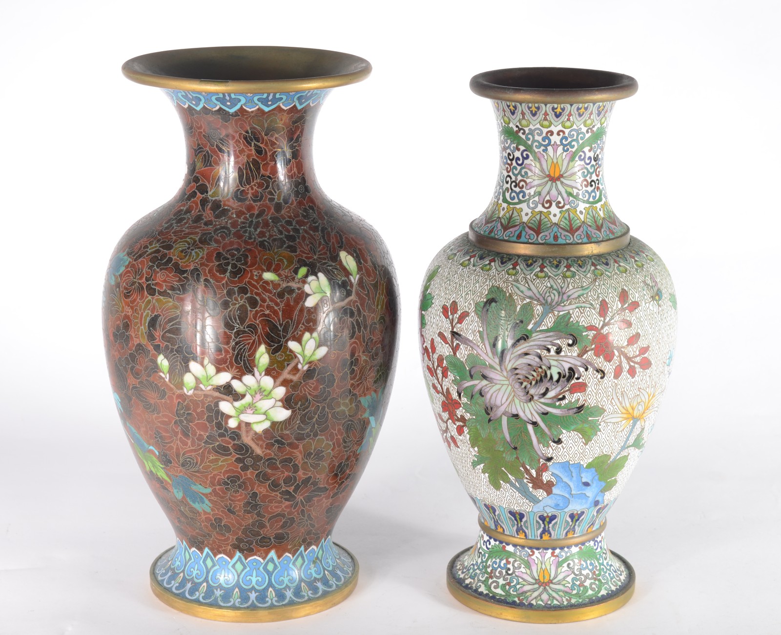 Dois vasos de cloisoné chines, decoração floral em policromia... - foto 4 de 7