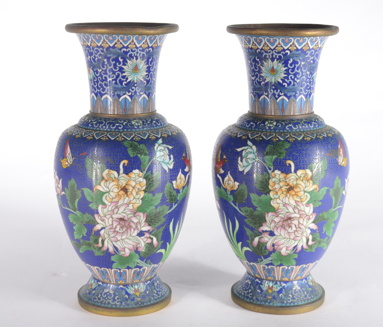 Par de vasos de cloisone chines, decoração floral em policromia sobre... - foto 1 de 6