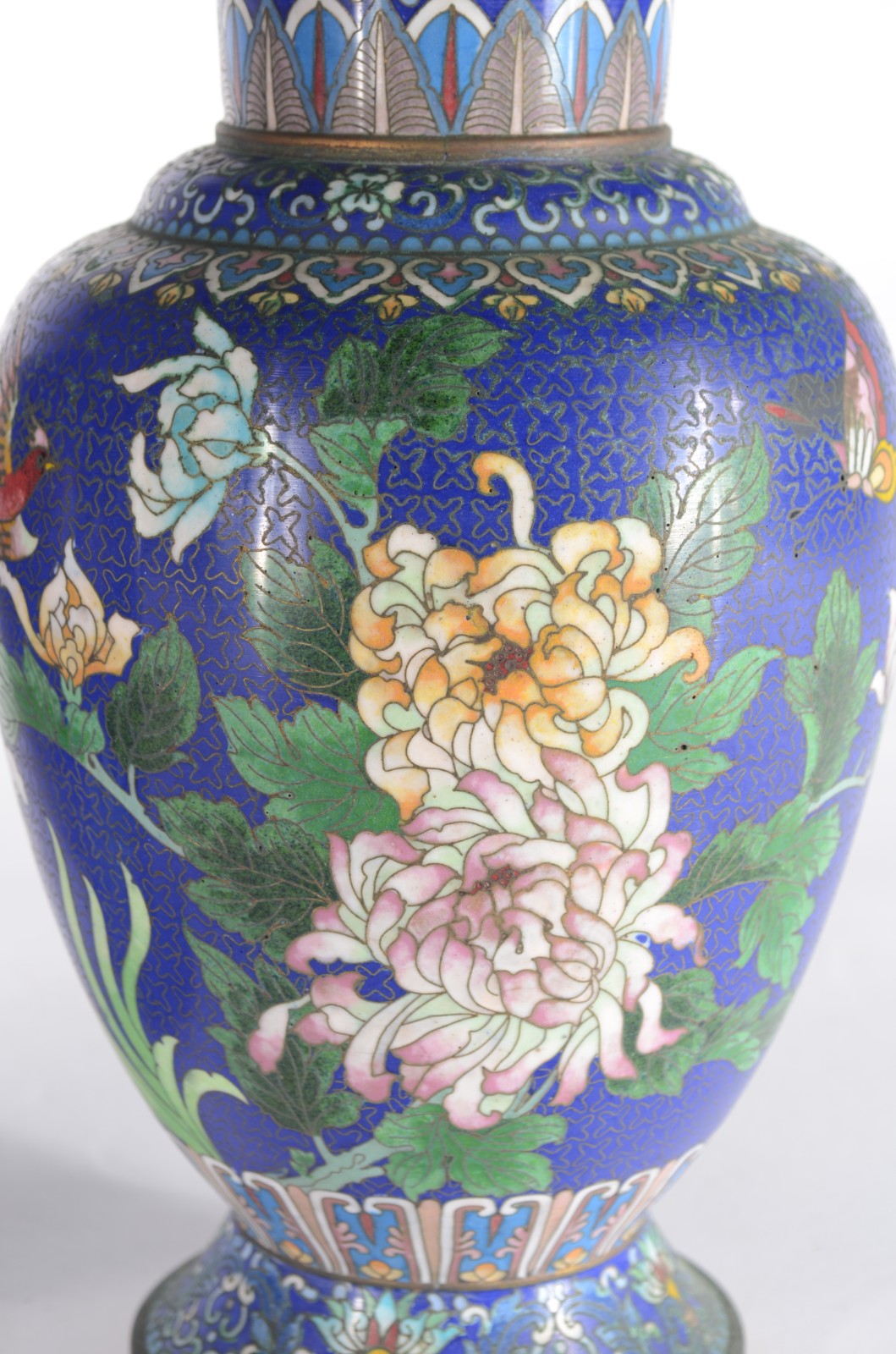 Par de vasos de cloisone chines, decoração floral em policromia sobre... - foto 3 de 6
