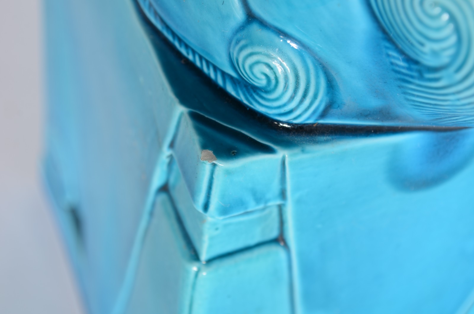 Par de grandes estatuetas de porcelana chinesa azul turquesa... - foto 6 de 8