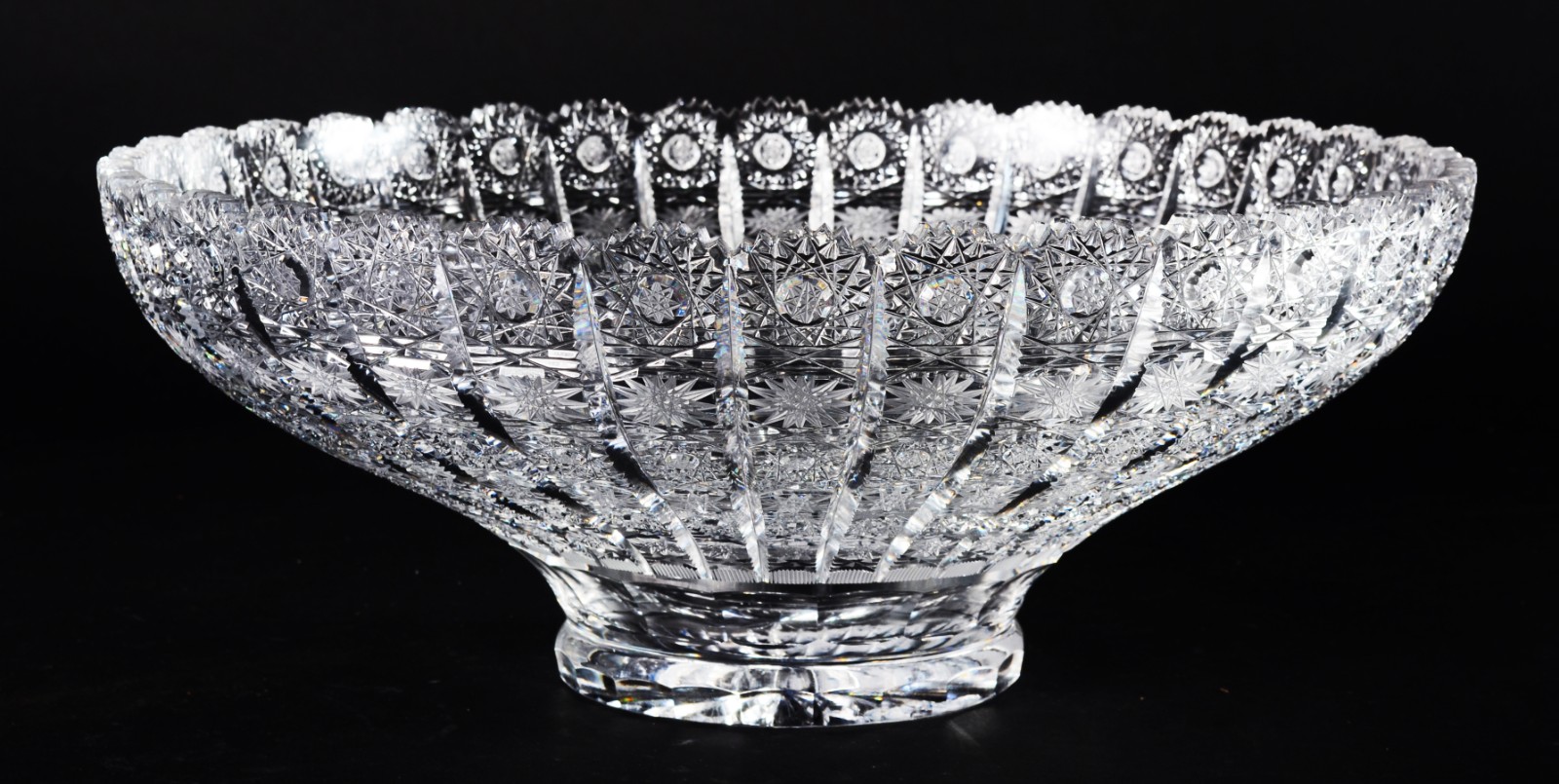 Fruteira de cristal tcheco lapidada. - foto 1 de 10