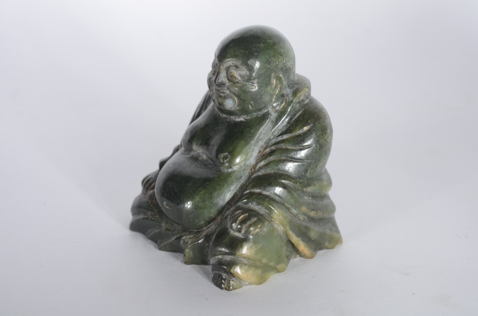 Quatro peças diversas de jade oriental, sendo tres... - foto 10 de 10