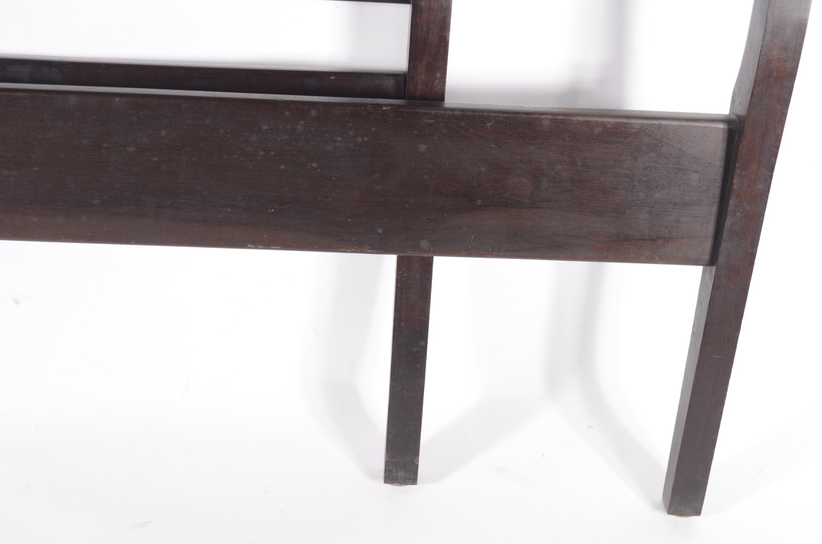 Cama de solteiro "marquesa" de madeira nobre, completa com laterais e... - foto 6 de 10