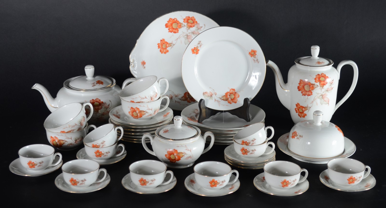 Serviço de chá e café de porcelana tcheca MZ, decorado com flores em... - foto 1 de 7