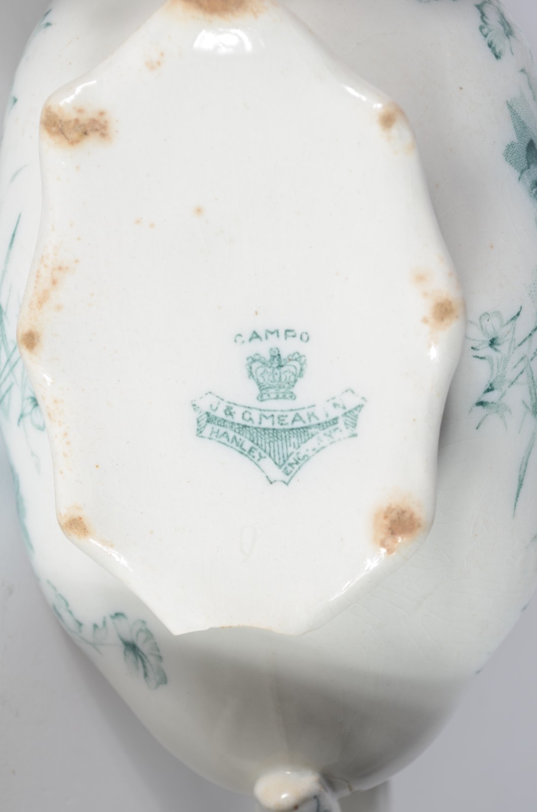Nove peças diversas de porcelana, sendo duas xícaras lancheiras com... - foto 10 de 11