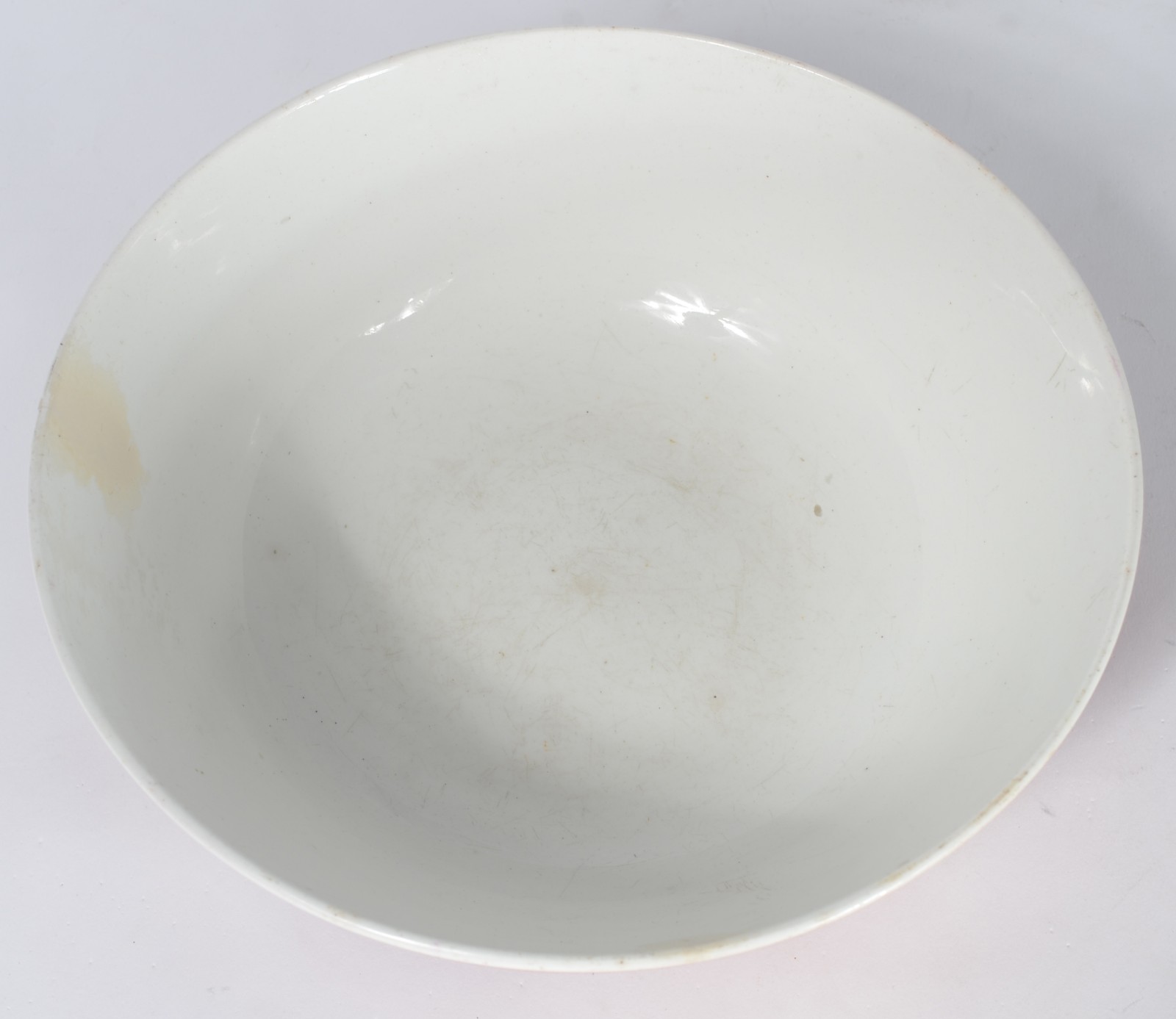 Bowl de porcelana russa na cor vinho com pequenas flores bege e... - foto 2 de 4