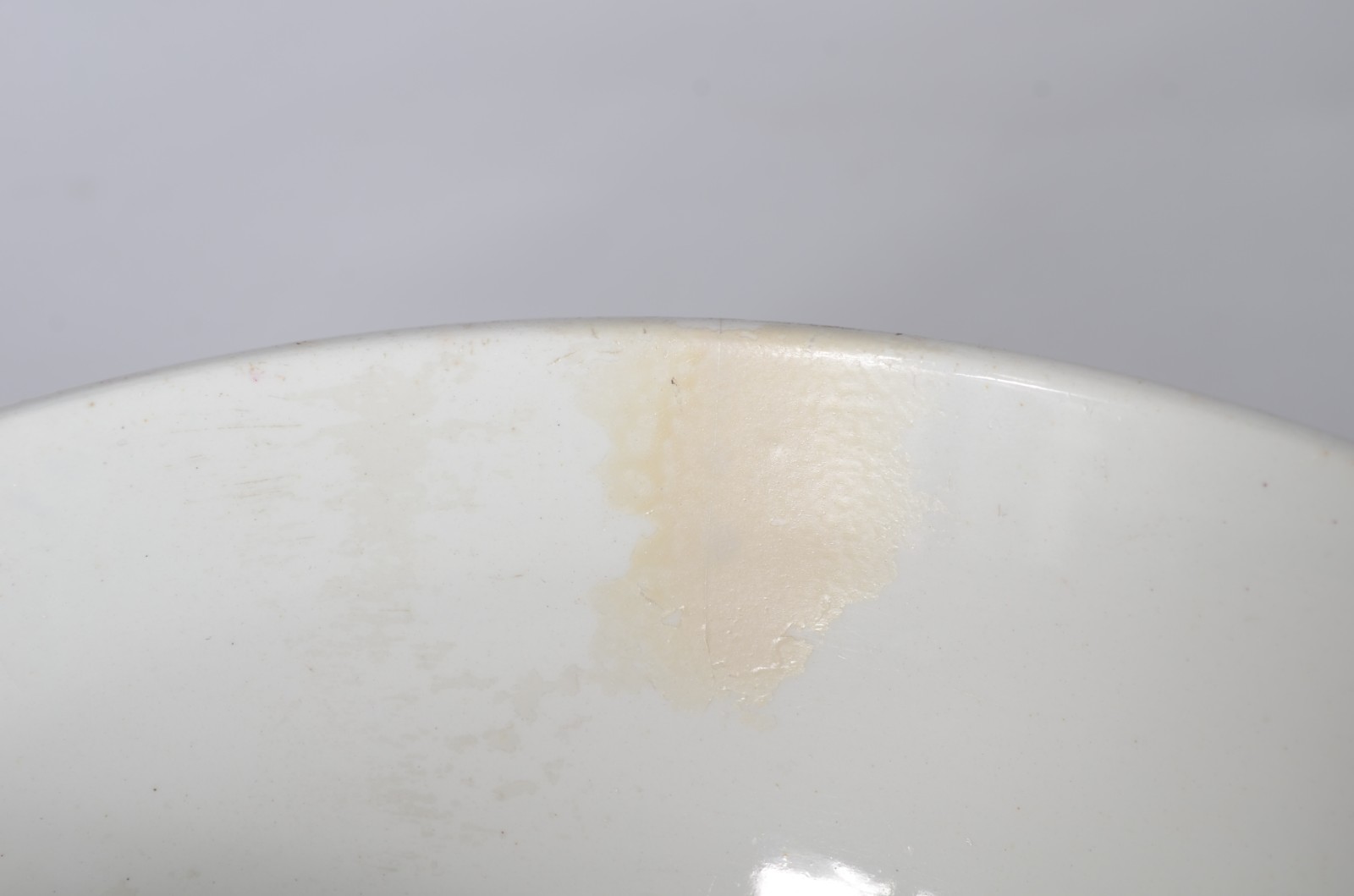 Bowl de porcelana russa na cor vinho com pequenas flores bege e... - foto 4 de 4