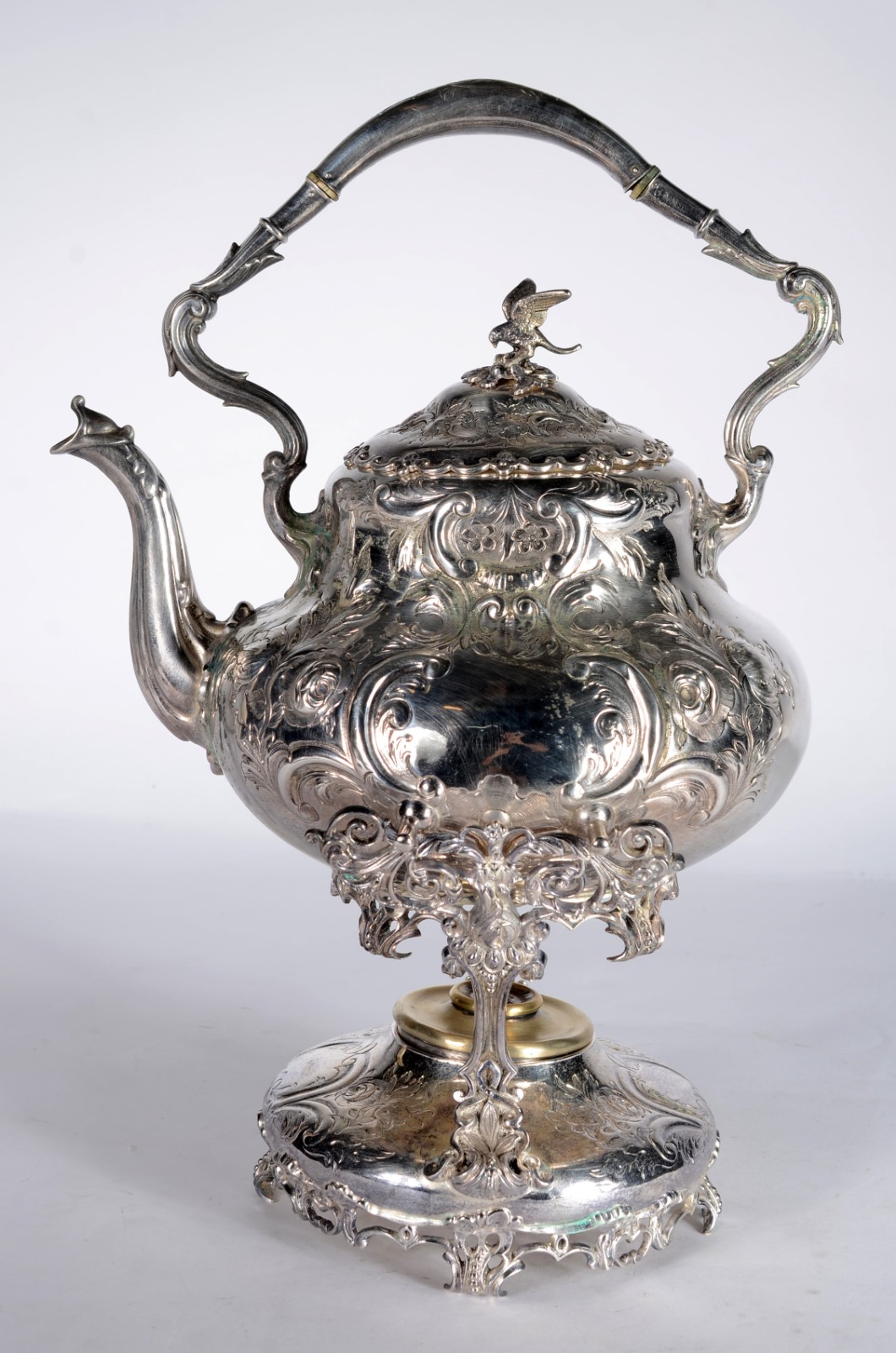 Samovar Art Nouveau de metal prateado ingles, contrastado, trabalhado... - foto 1 de 11