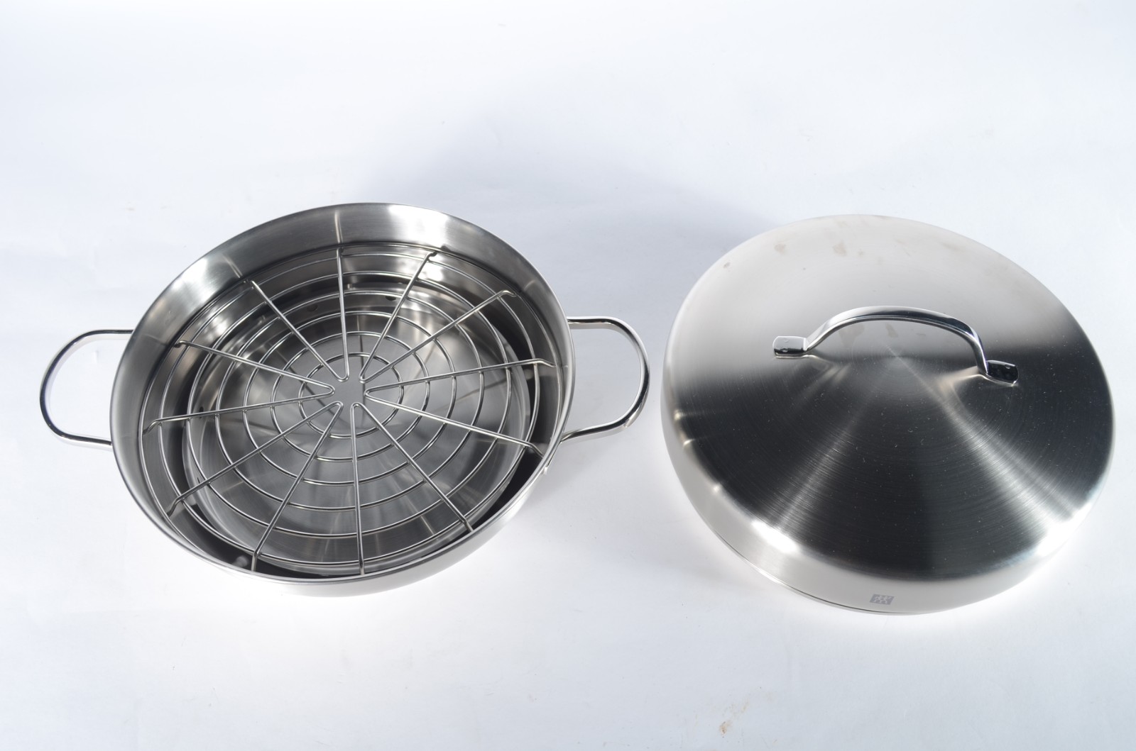 Set de caçarola e grelha para defumar, em aço inox. - foto 2 de 6