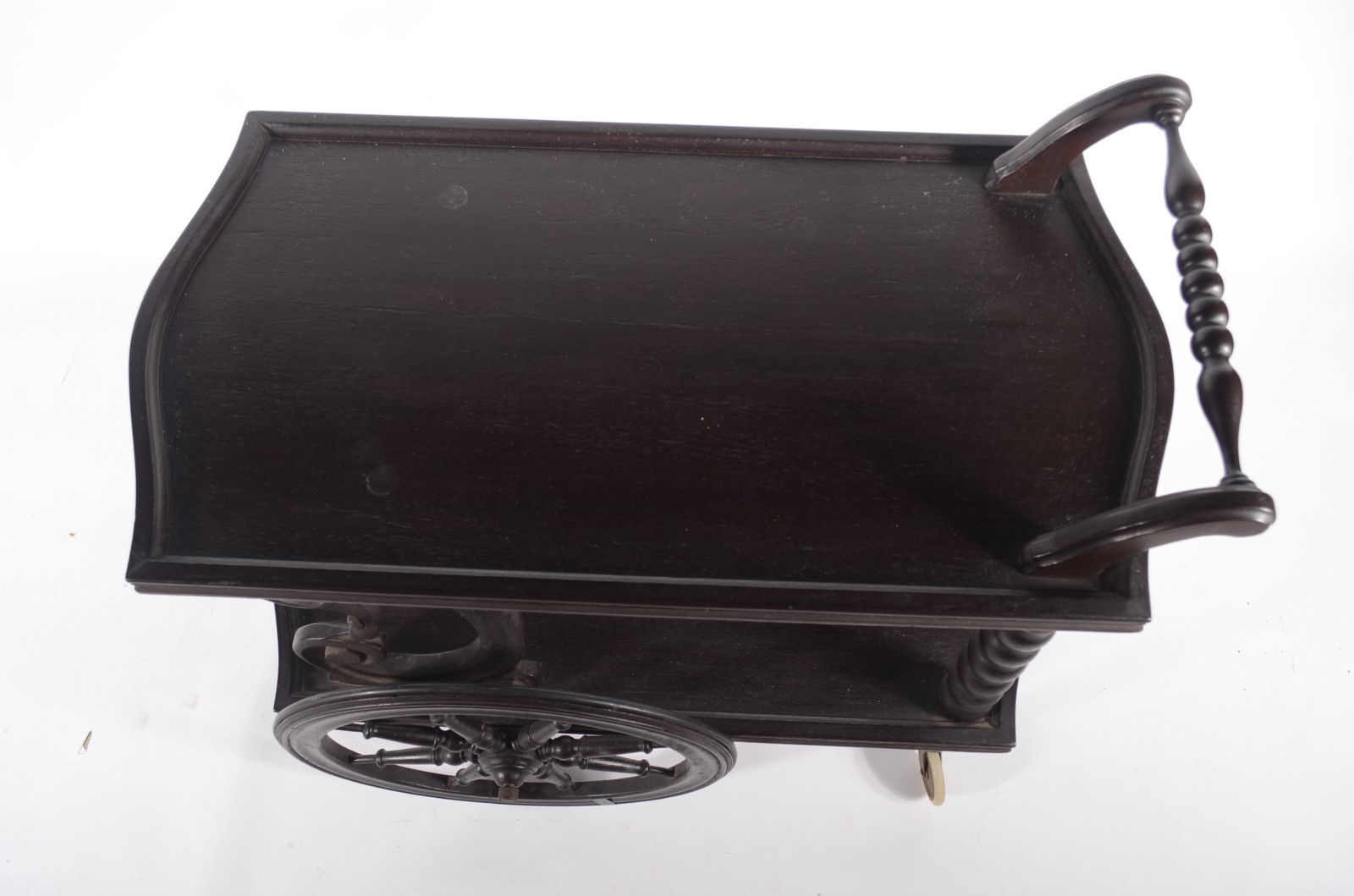 Carrinho de chá de madeira nobre sobre rodízios, dois estágios... - foto 4 de 7