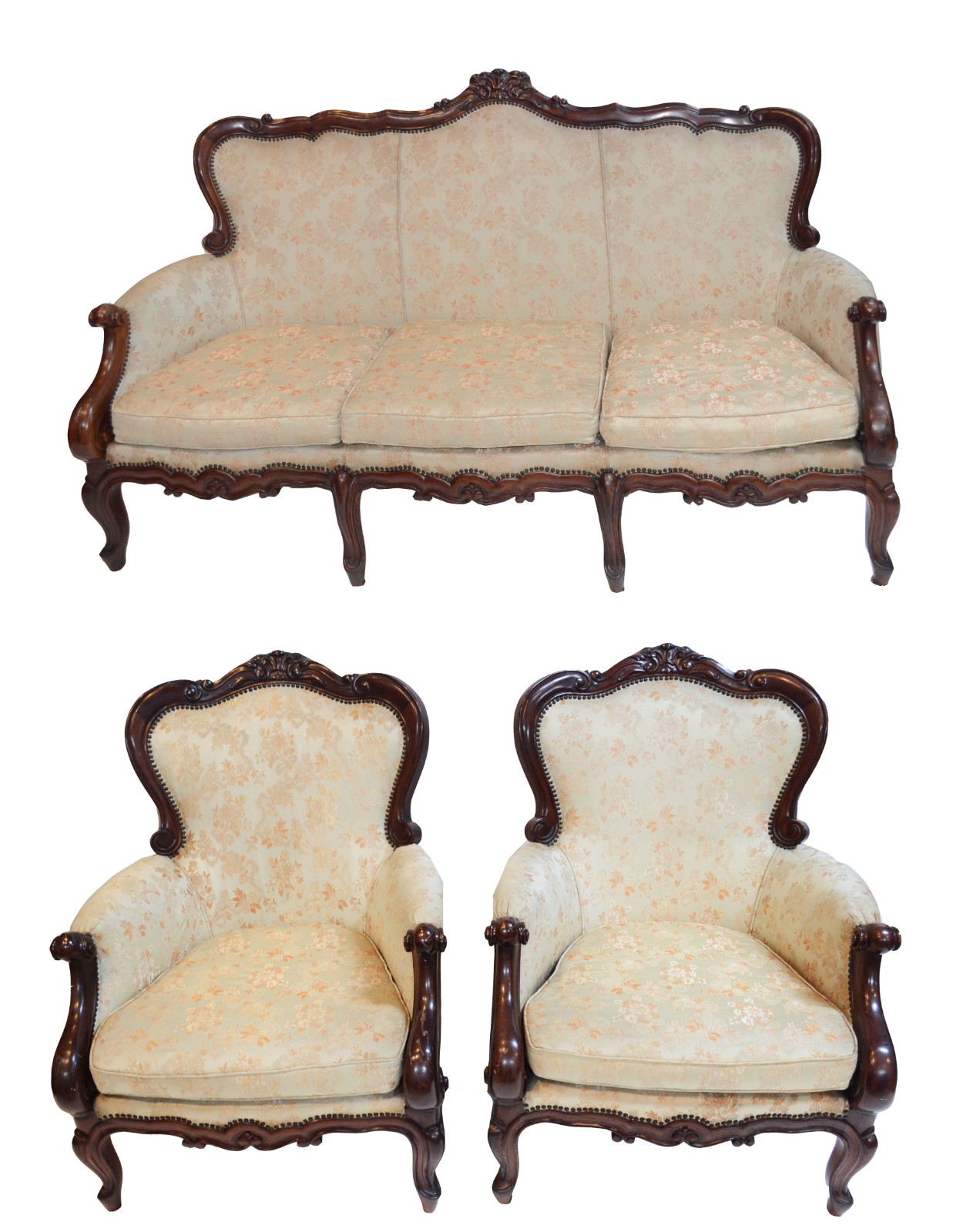 Conjunto de sofá para três lugares e par de poltronas de madeira... - foto 1 de 8
