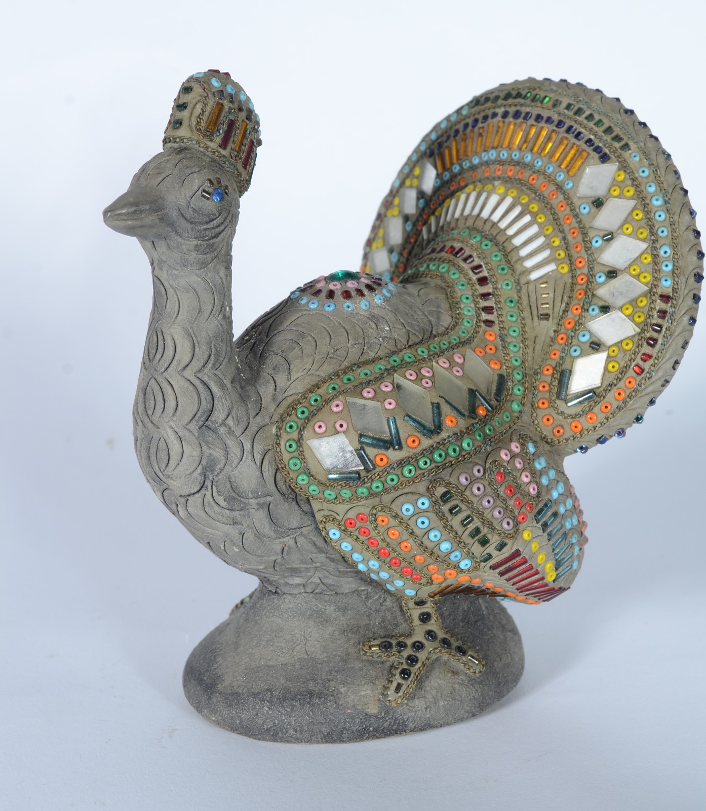 Três peças diversas, sendo: pato de porcelana, ânfora de porcelana... - foto 9 de 11