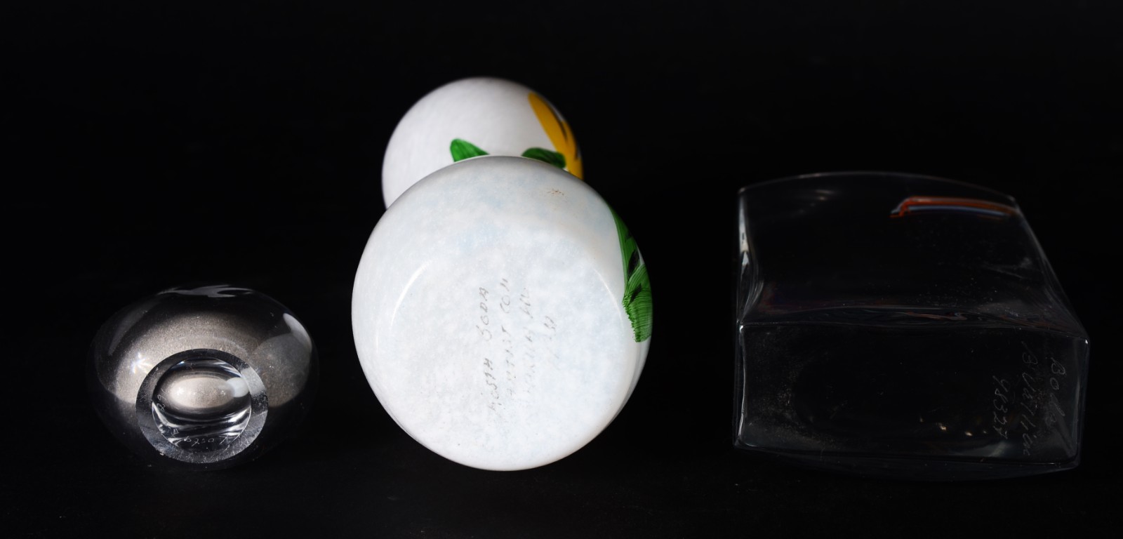 Três vasos suecos de vidro decorativo. - foto 8 de 8