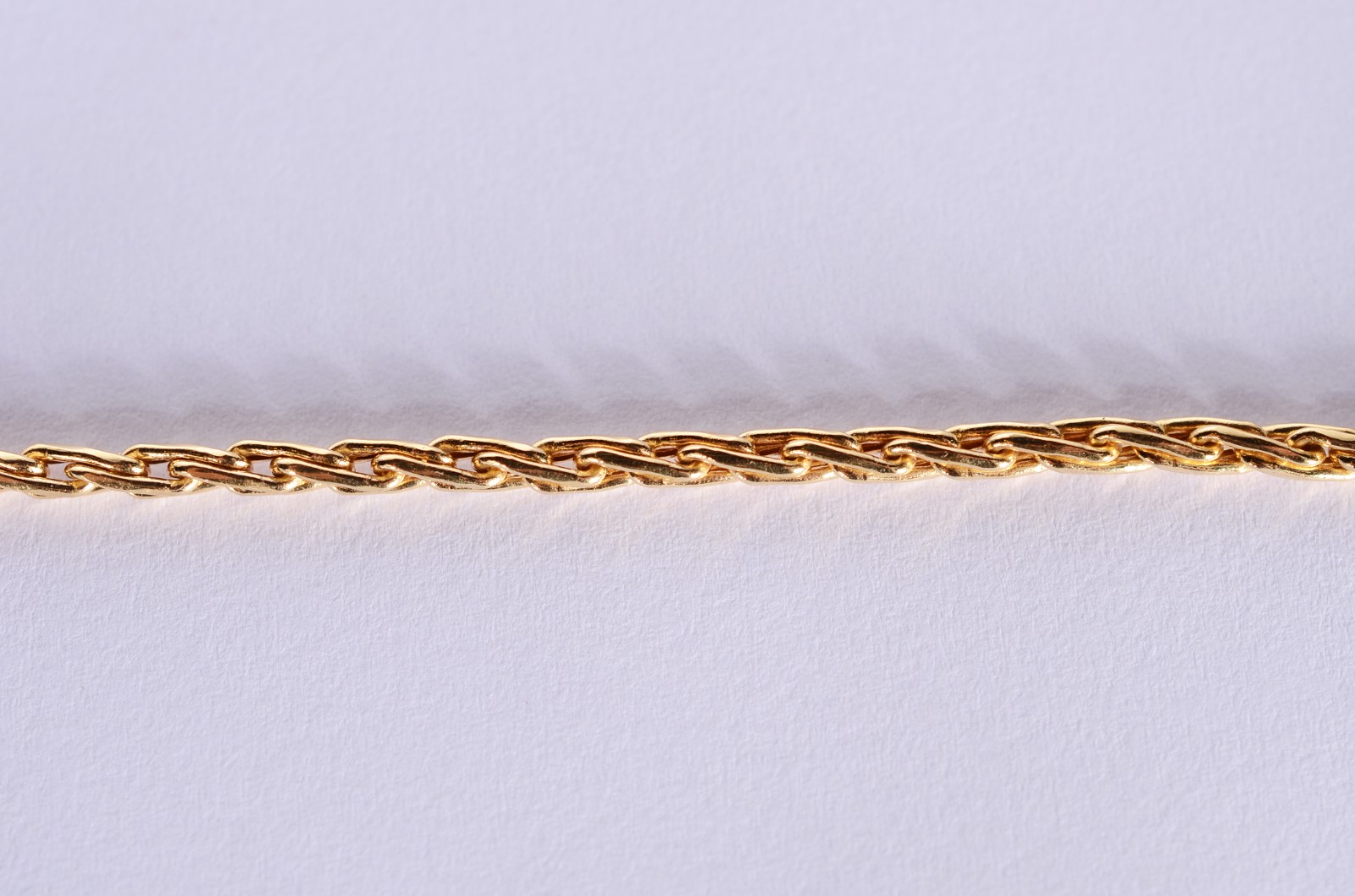 Colar de ouro 18 k., fecho mosquetão. (Por motivos de segurança a... - foto 2 de 4