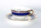 Vista Alegre (1824),  - Conjunto com 9 xícaras para café de porcelana portuguesa Vista Alegre, branca com tarja azul cobalto e frisos dourados.