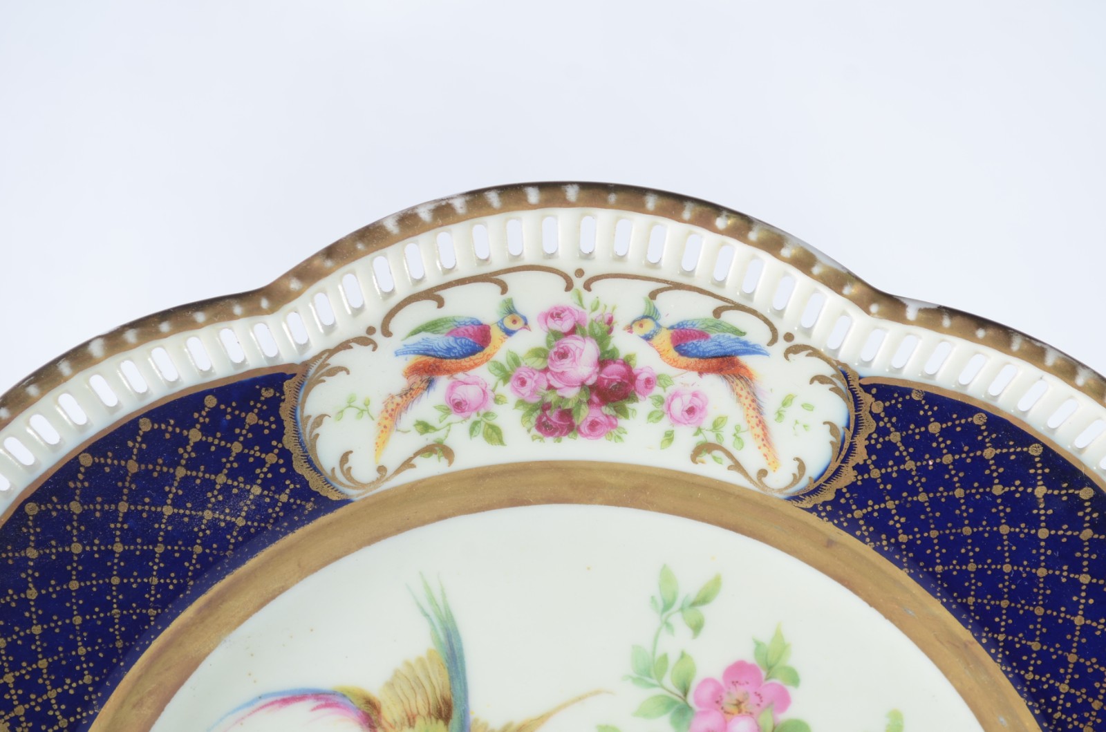 Par de pratos de porcelana alemã da Bavaria decorados com aves do... - foto 3 de 5