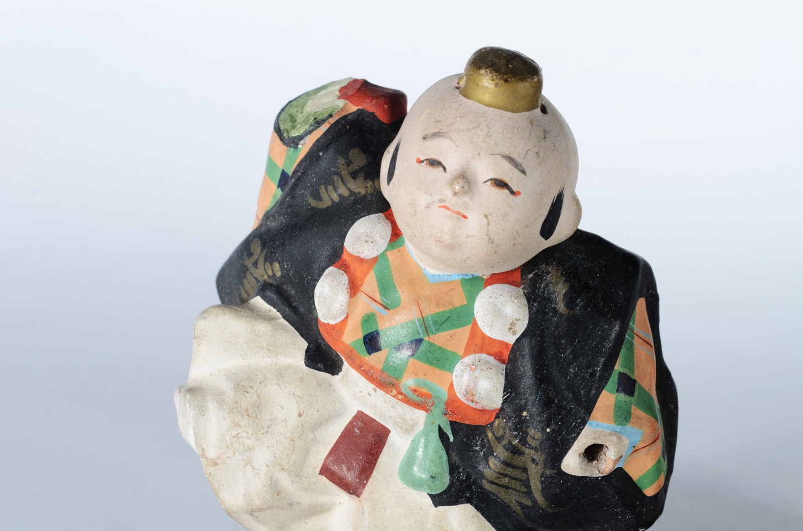 Par de antigos bonecos japoneses porcelanizados representando... - foto 3 de 11