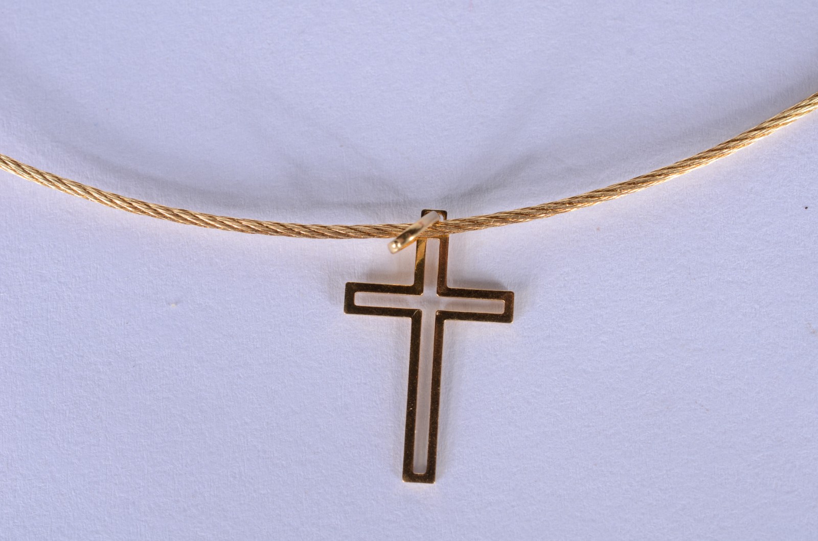Gargantilha com pendente de ouro 18 k., contraste 750 mls. (Por... - foto 1 de 5