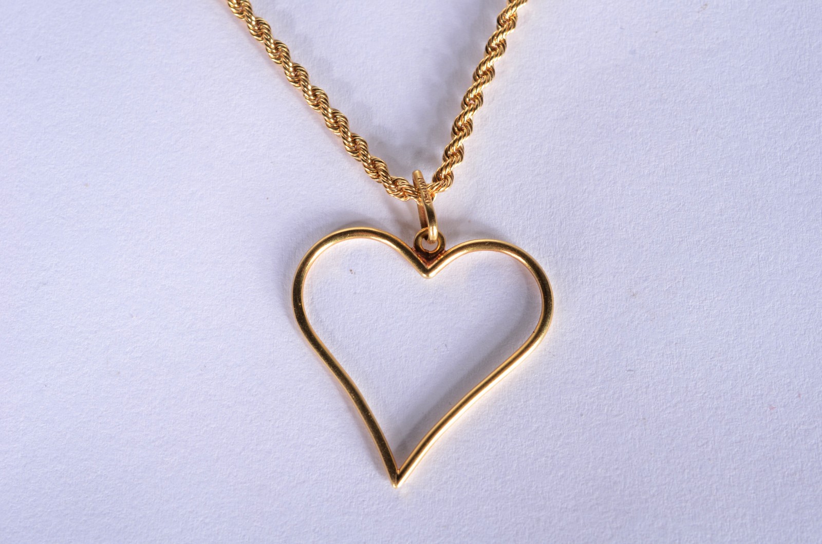 Colar de ouro 18 k., contraste 750 mls. (Por motivos de segurança a... - foto 1 de 7