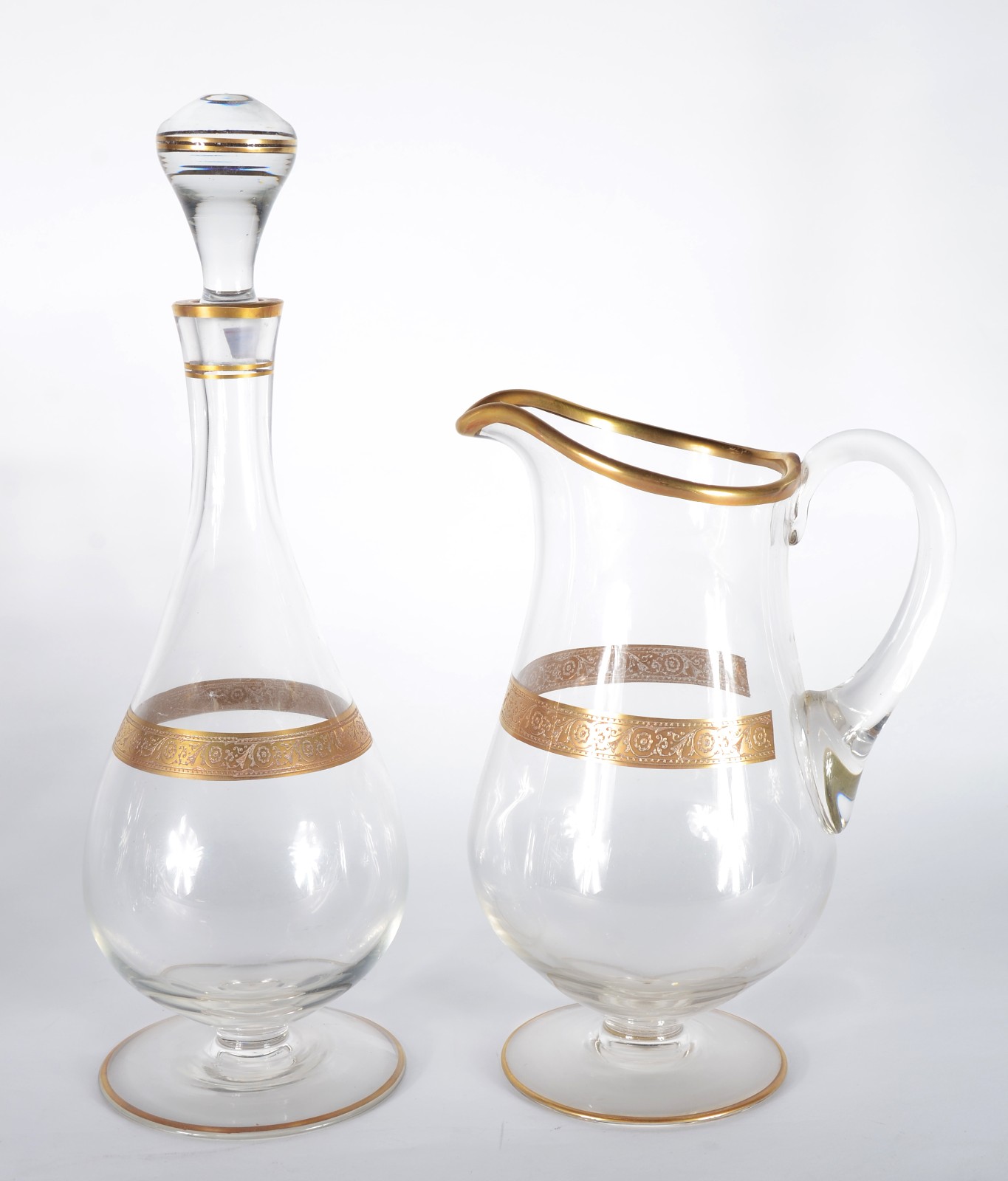 Elegante serviço de cristal tcheco, borda com tarja dourada lavrada... - foto 4 de 9