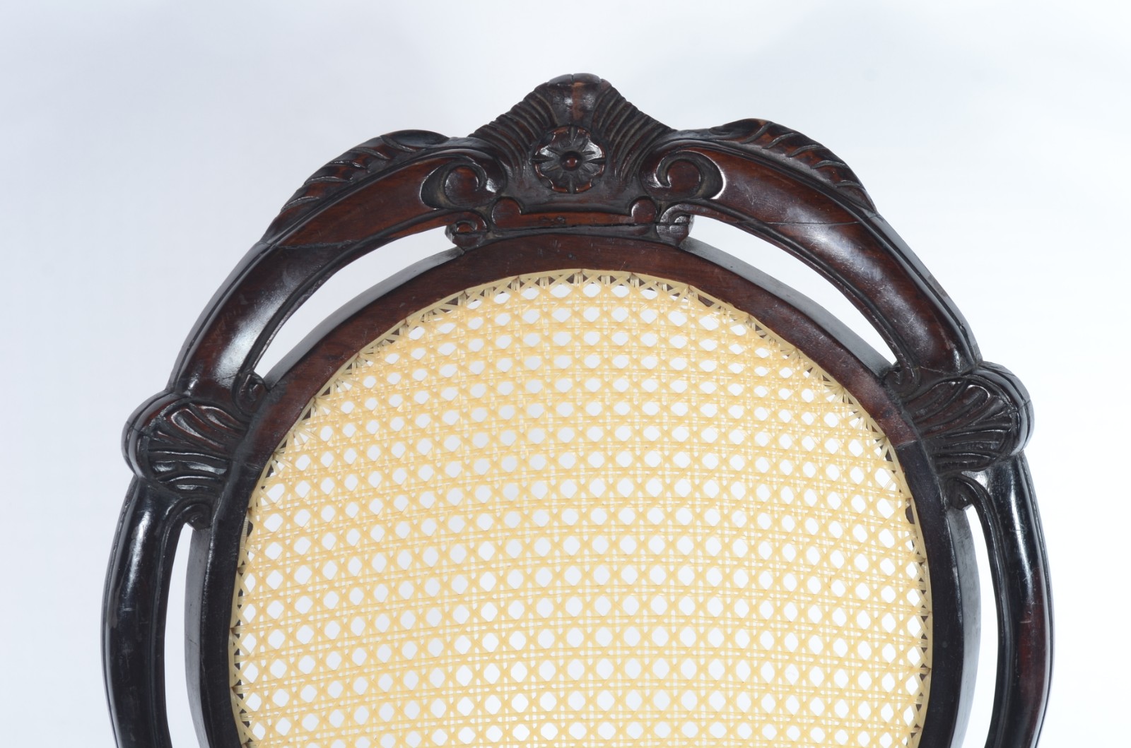 Mesa de jantar de madeira nobre, tabua extensora (0,93 x 0,40 cm)... - foto 7 de 11